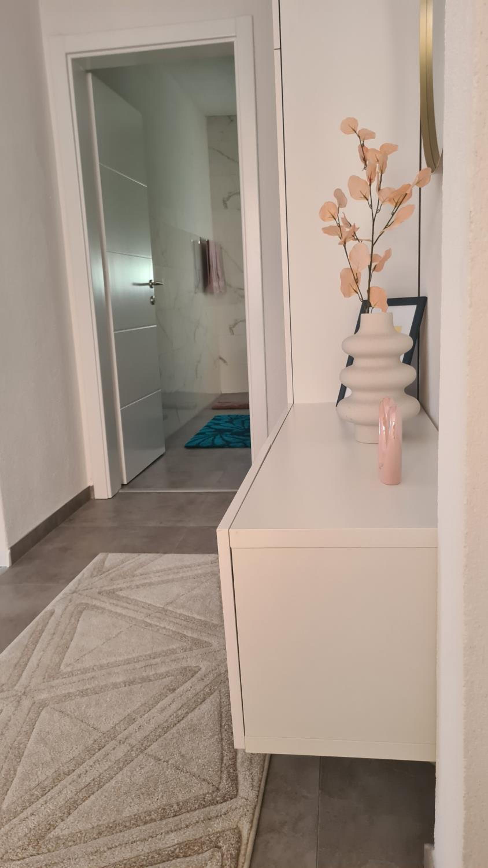 Apartment Merry Harmony Heights - Balcony & Free Garage & Parking