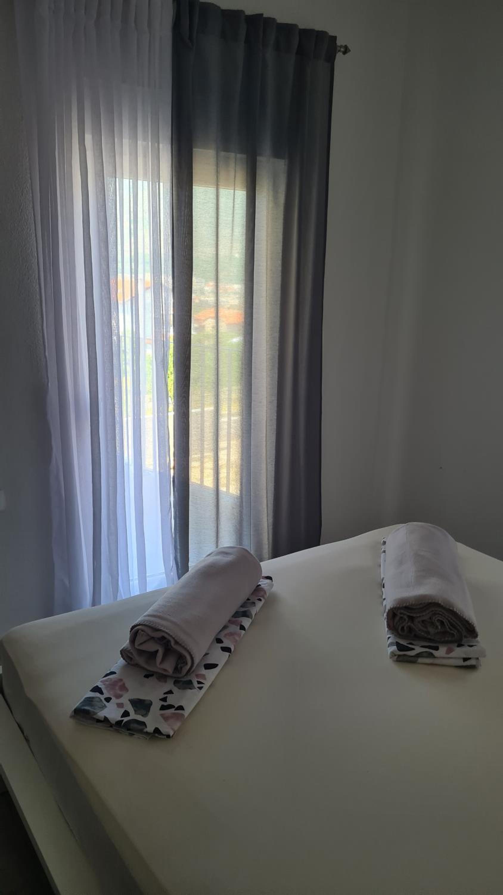 Apartment Merry Harmony Heights - Balcony & Free Garage & Parking