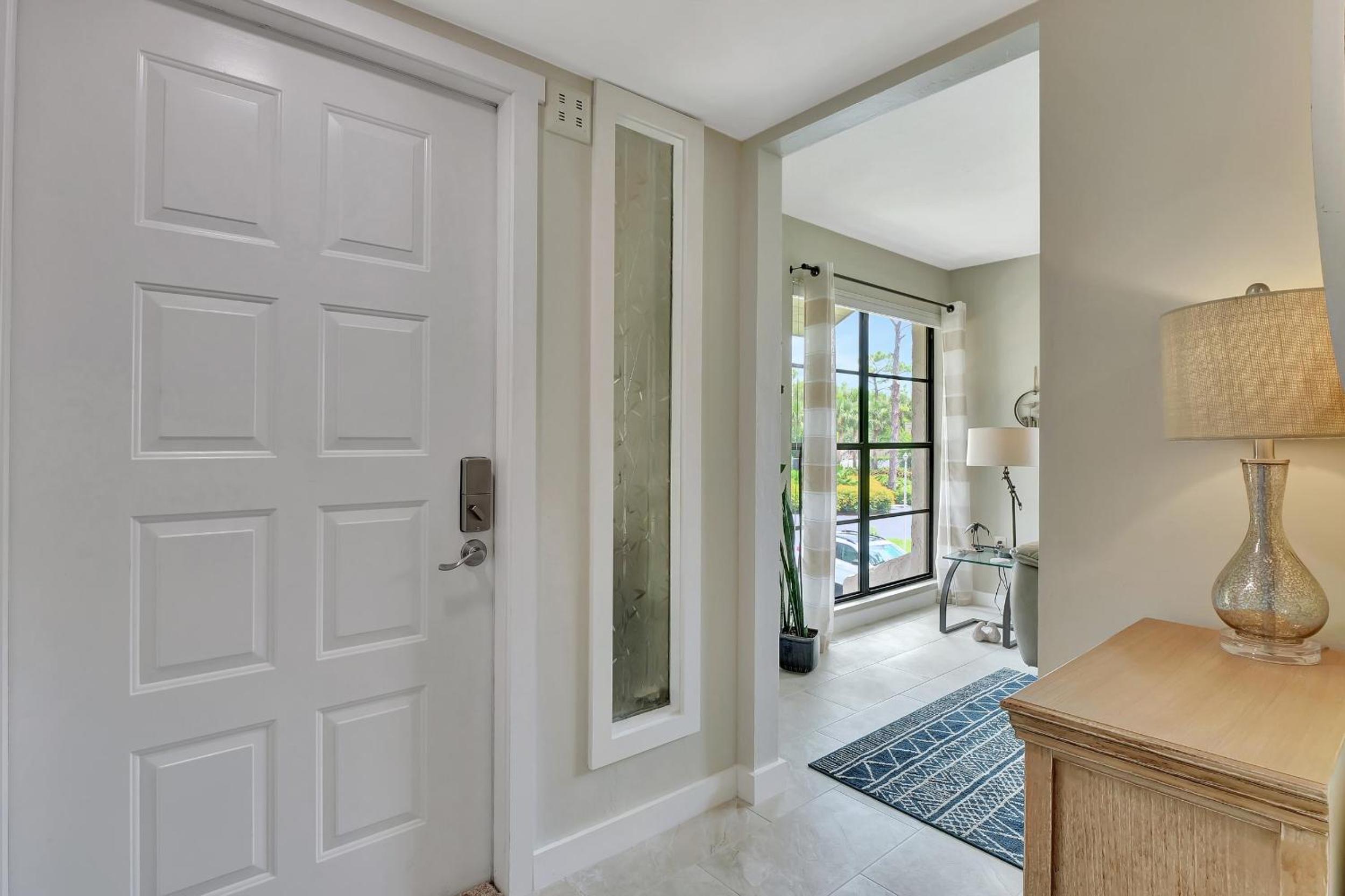 Seasonal Bliss in Fort Myers Florida Lake and Golf Views with Golf Membership Available view 3