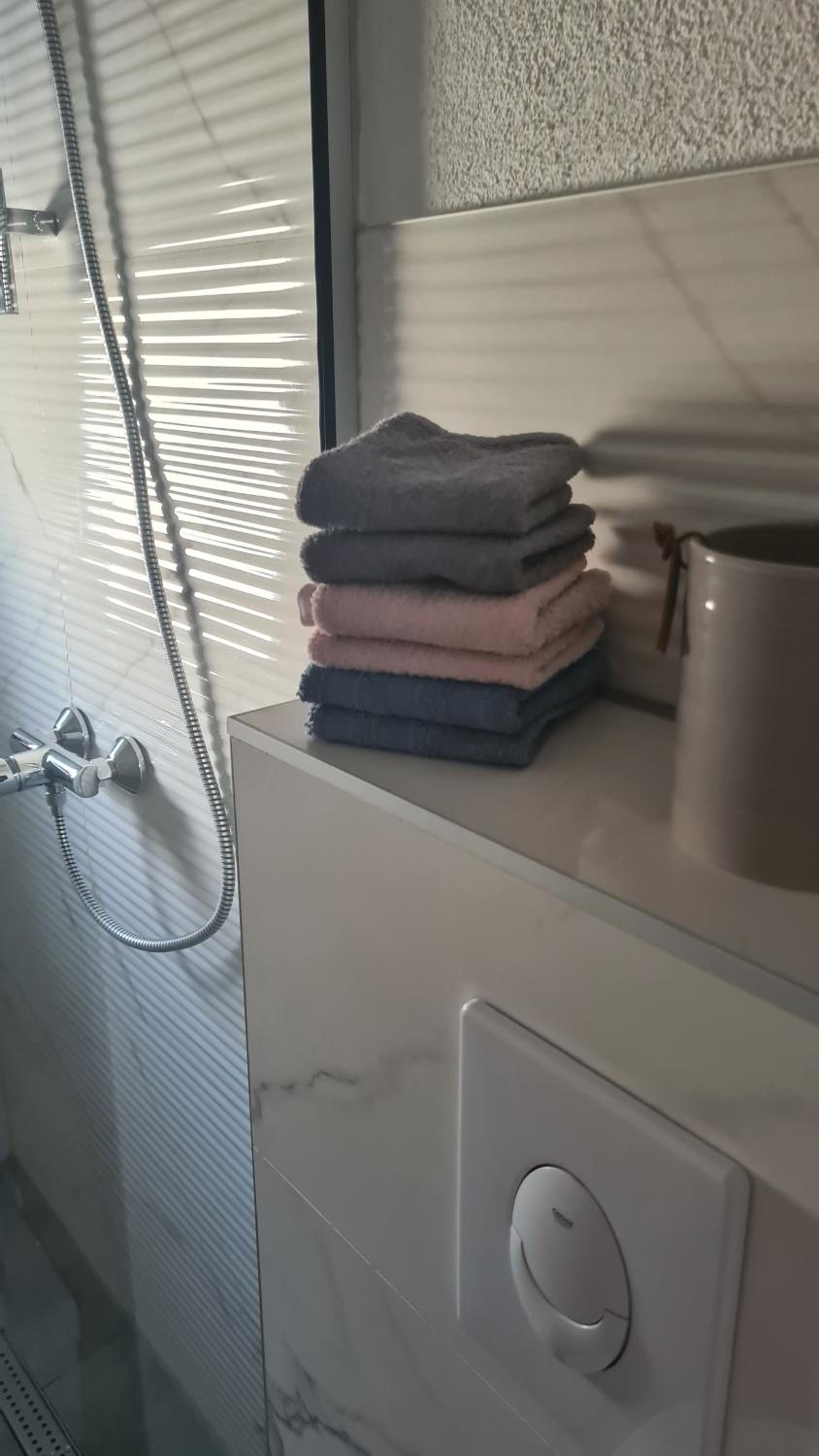 Apartment Merry Harmony Heights - Balcony & Free Garage & Parking