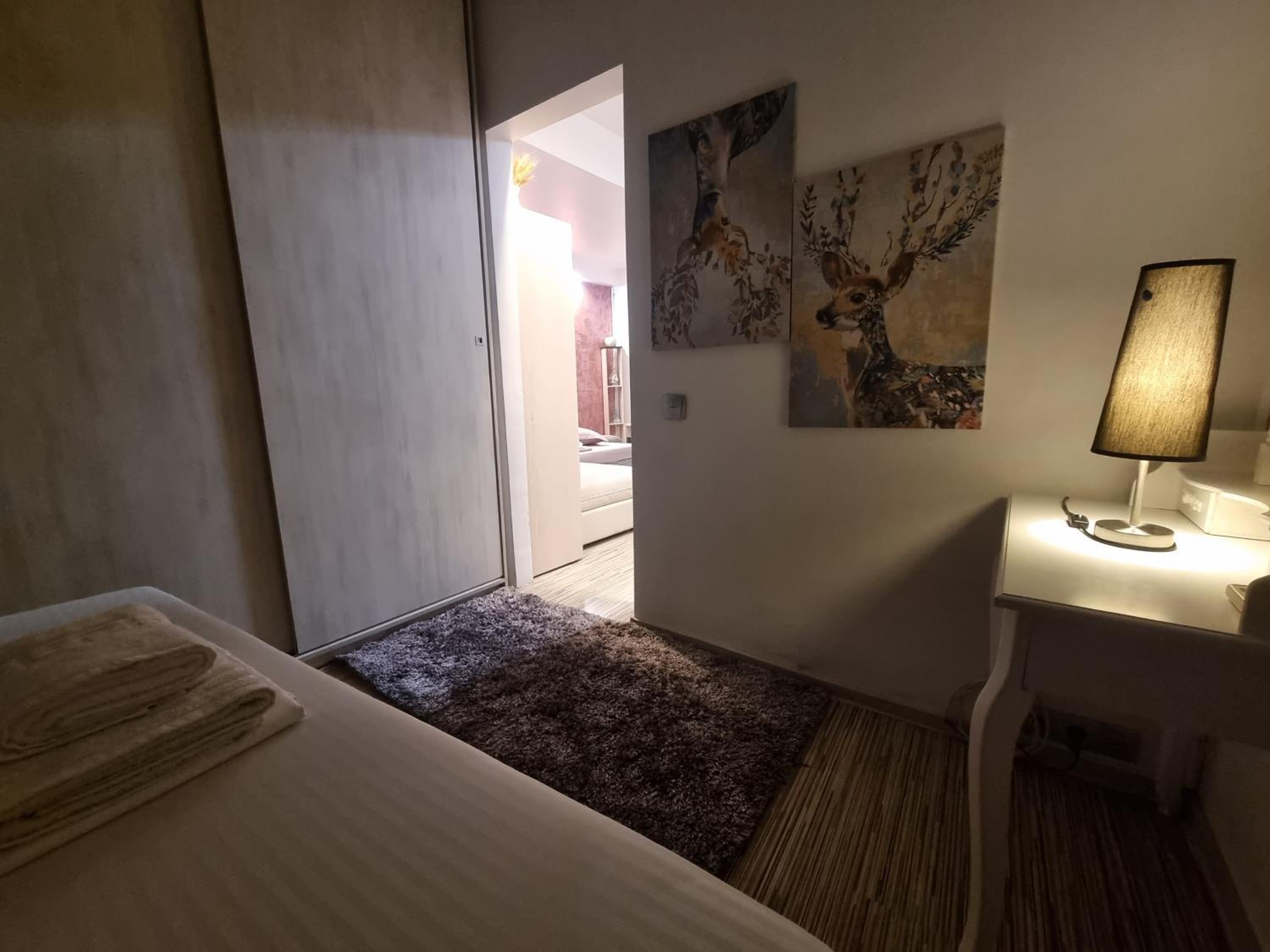 Central Golden Residences - Apartment & Penthouse in Old Town
