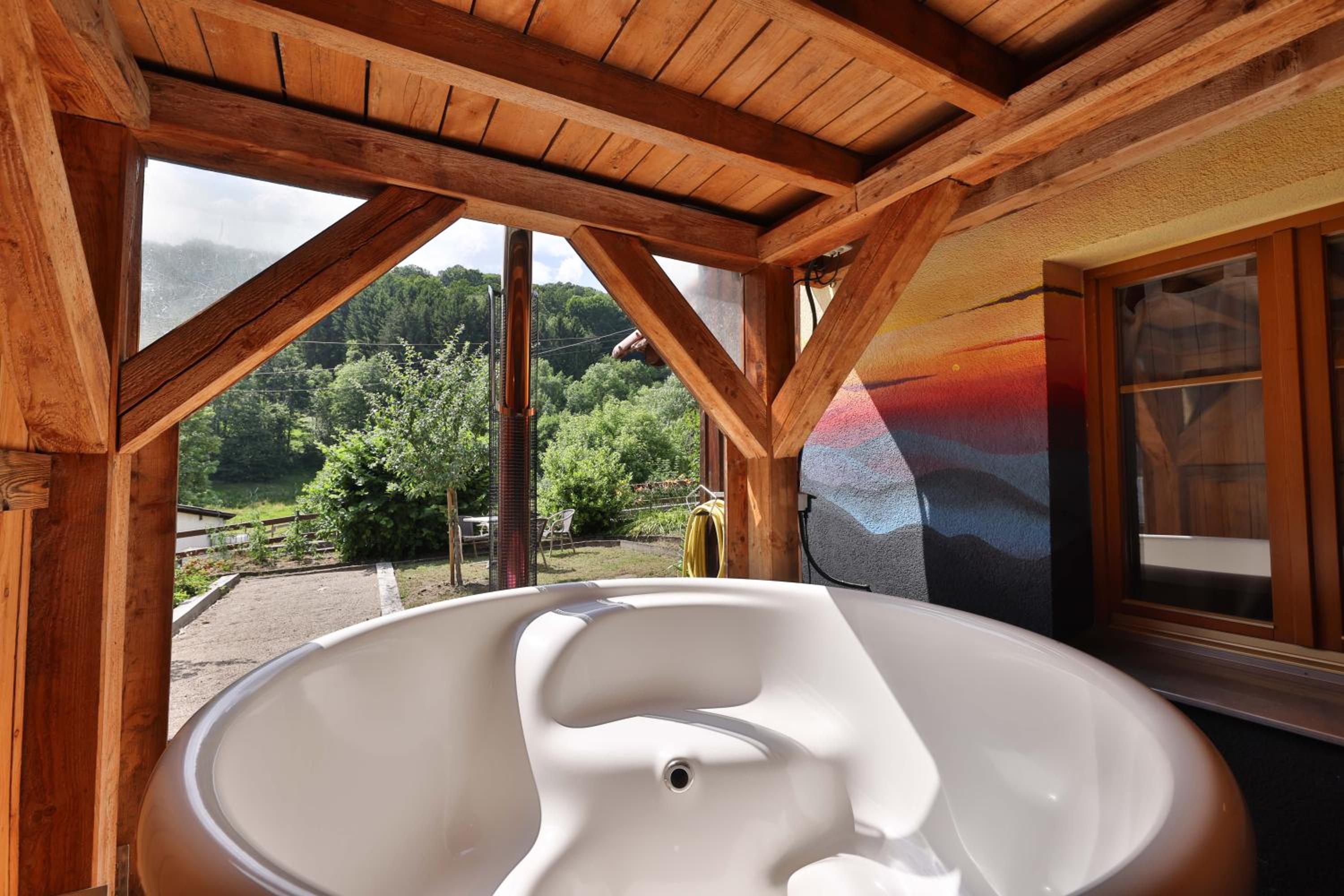 Le Chalet du Tanet spa sauna terrasse en Alsace view 3