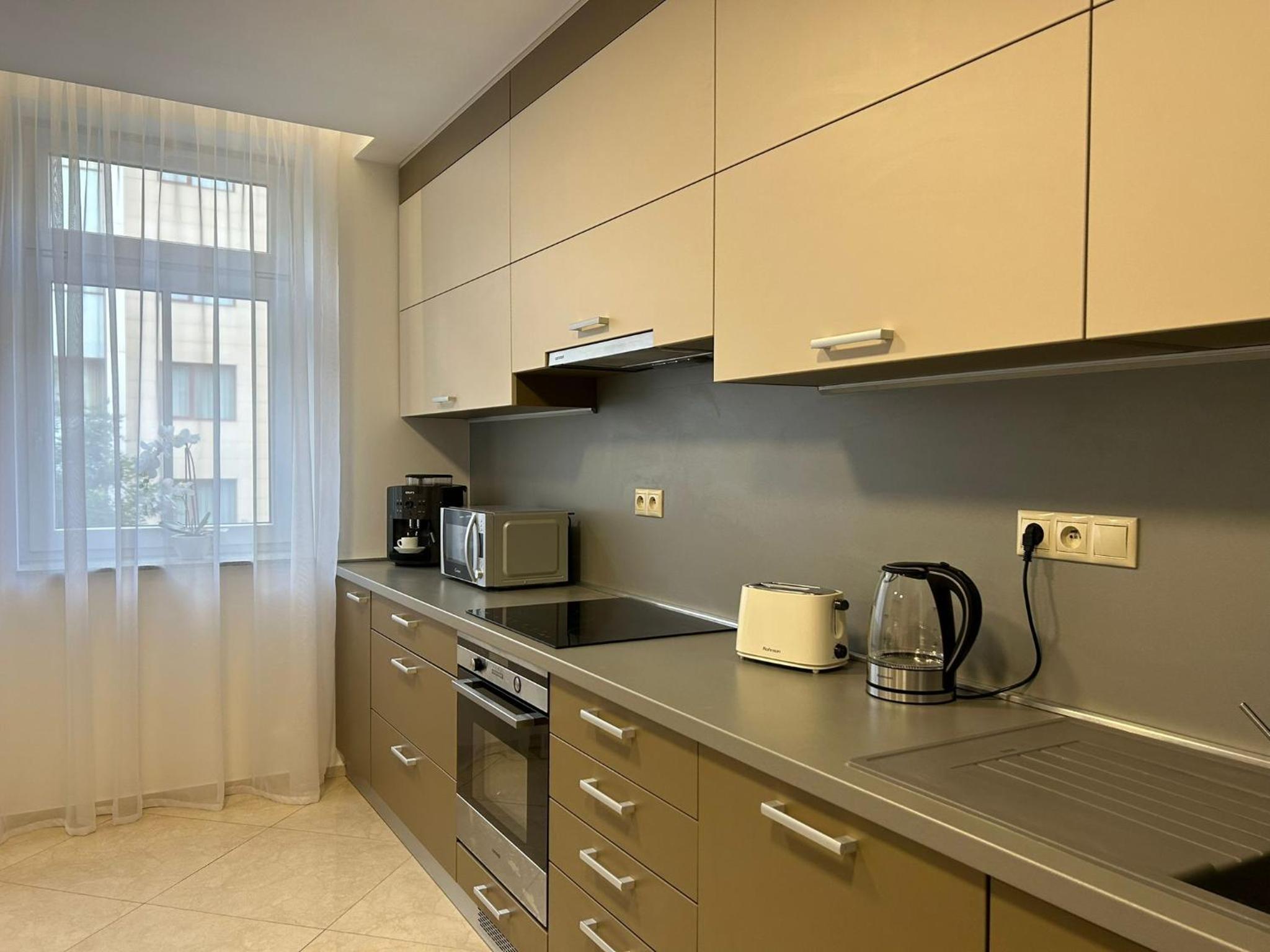 LEO Apartment FREE PARKING - President Palace