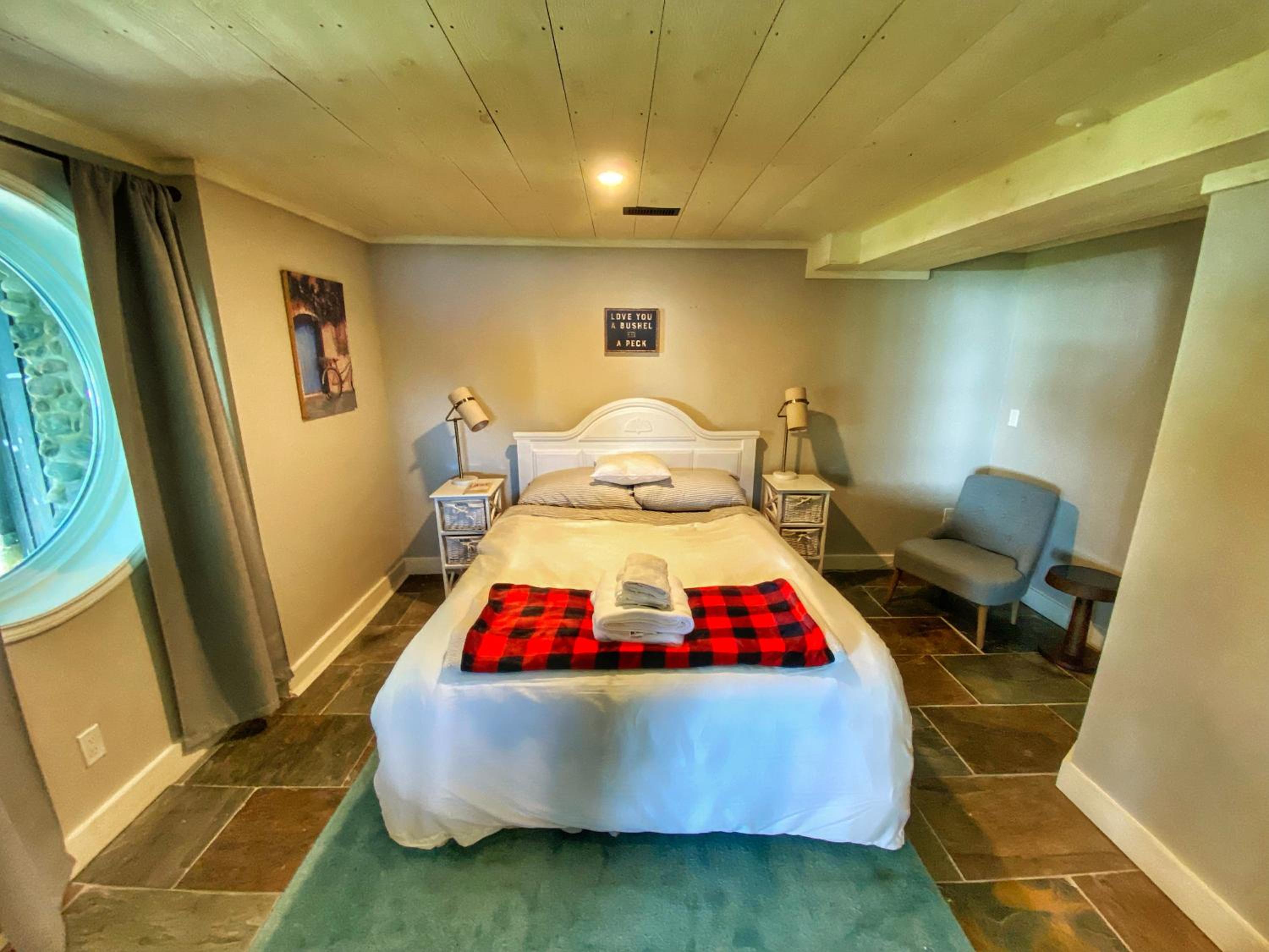 Lake Muskoka Lakehouse - Private Beach