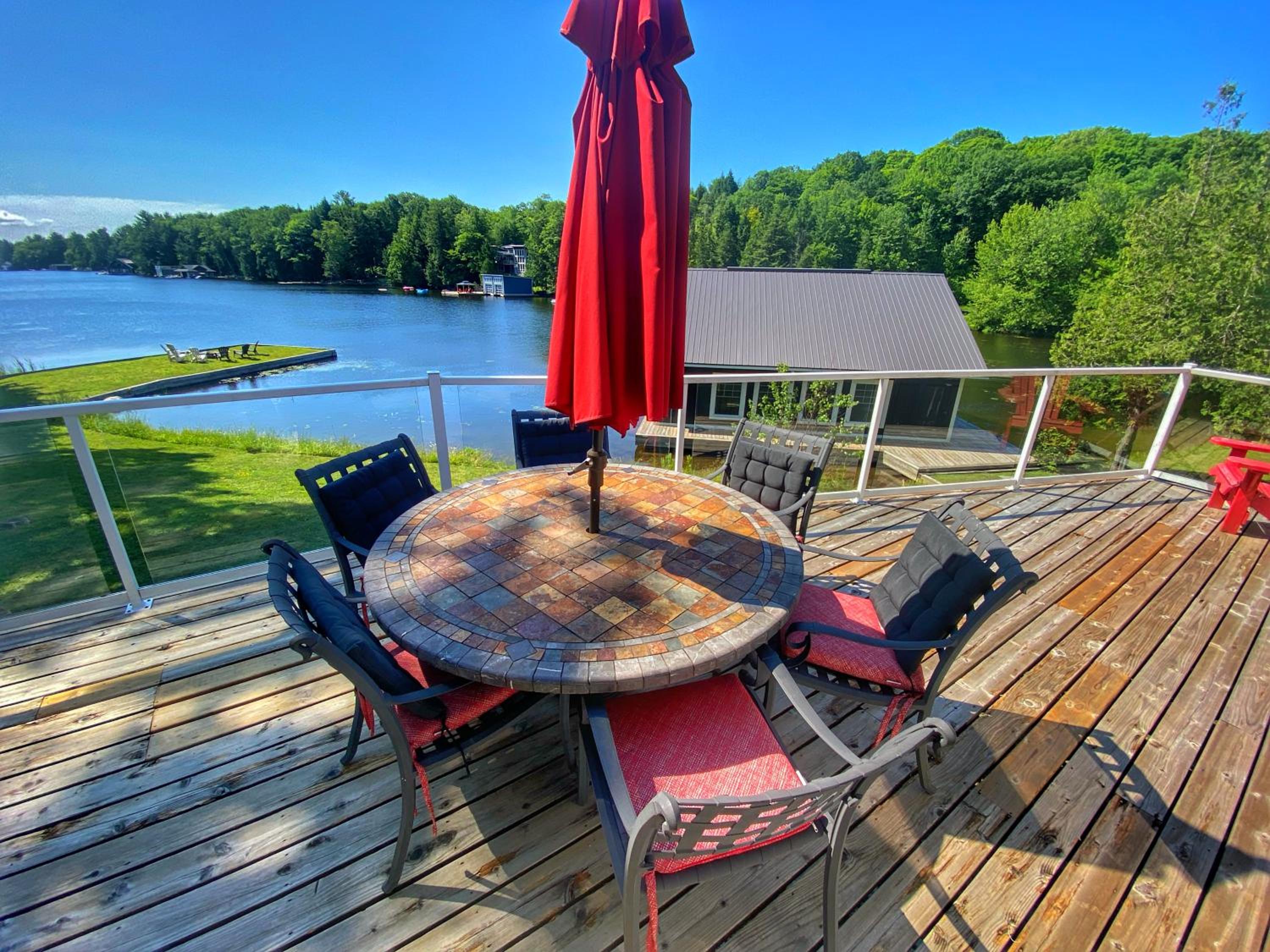 Lake Muskoka Lakehouse - Private Beach