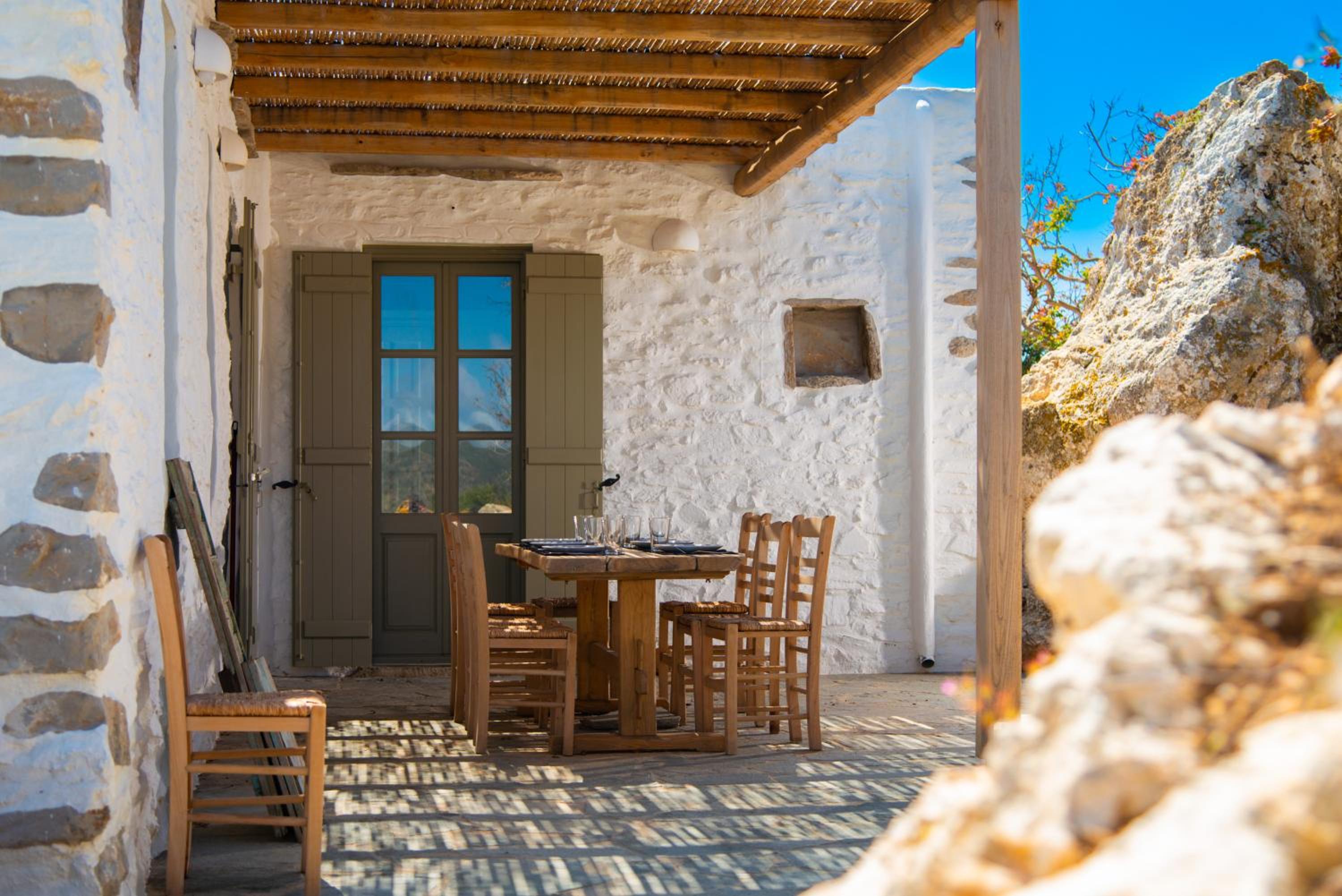 Sifnos Themonies