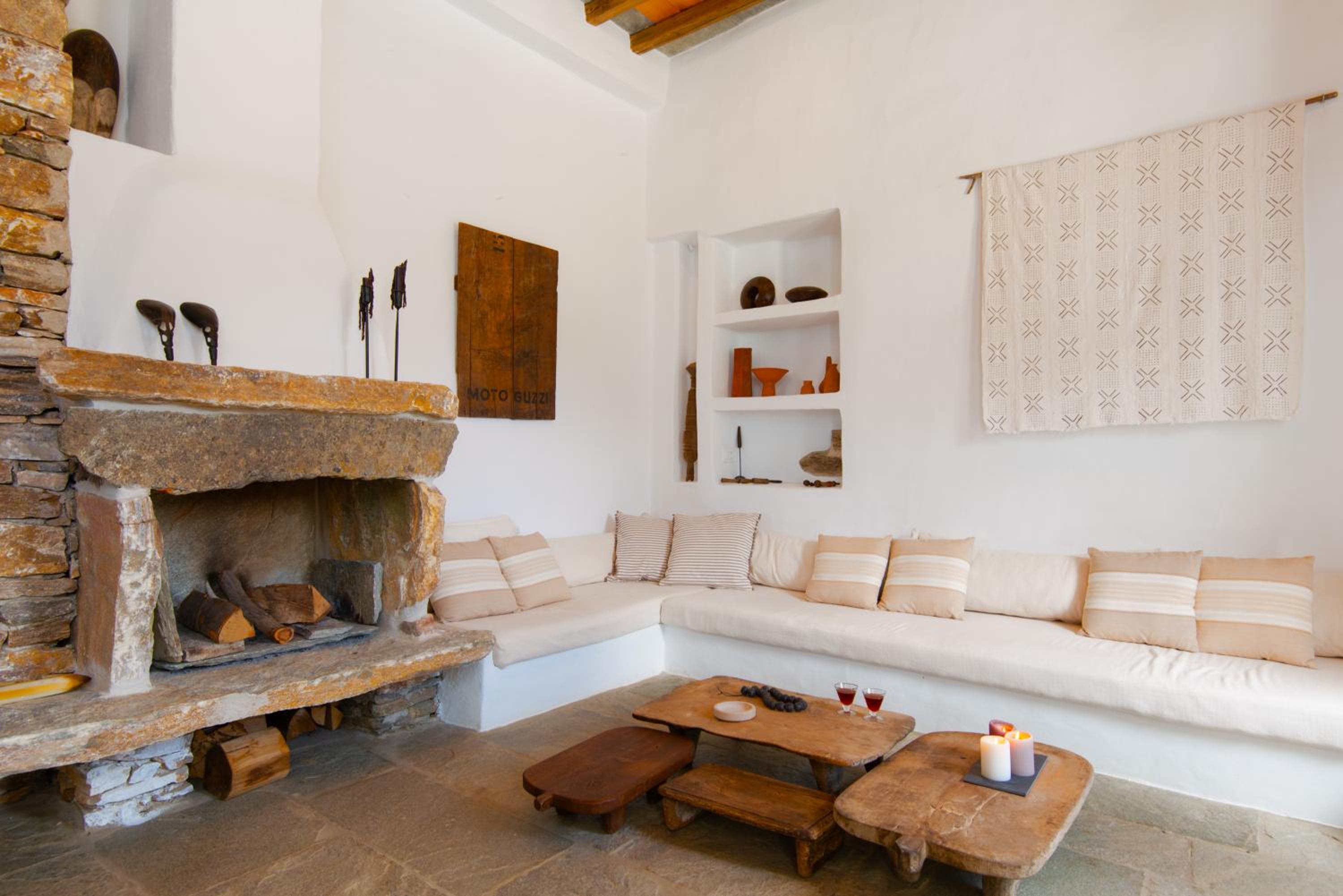 Sifnos Themonies