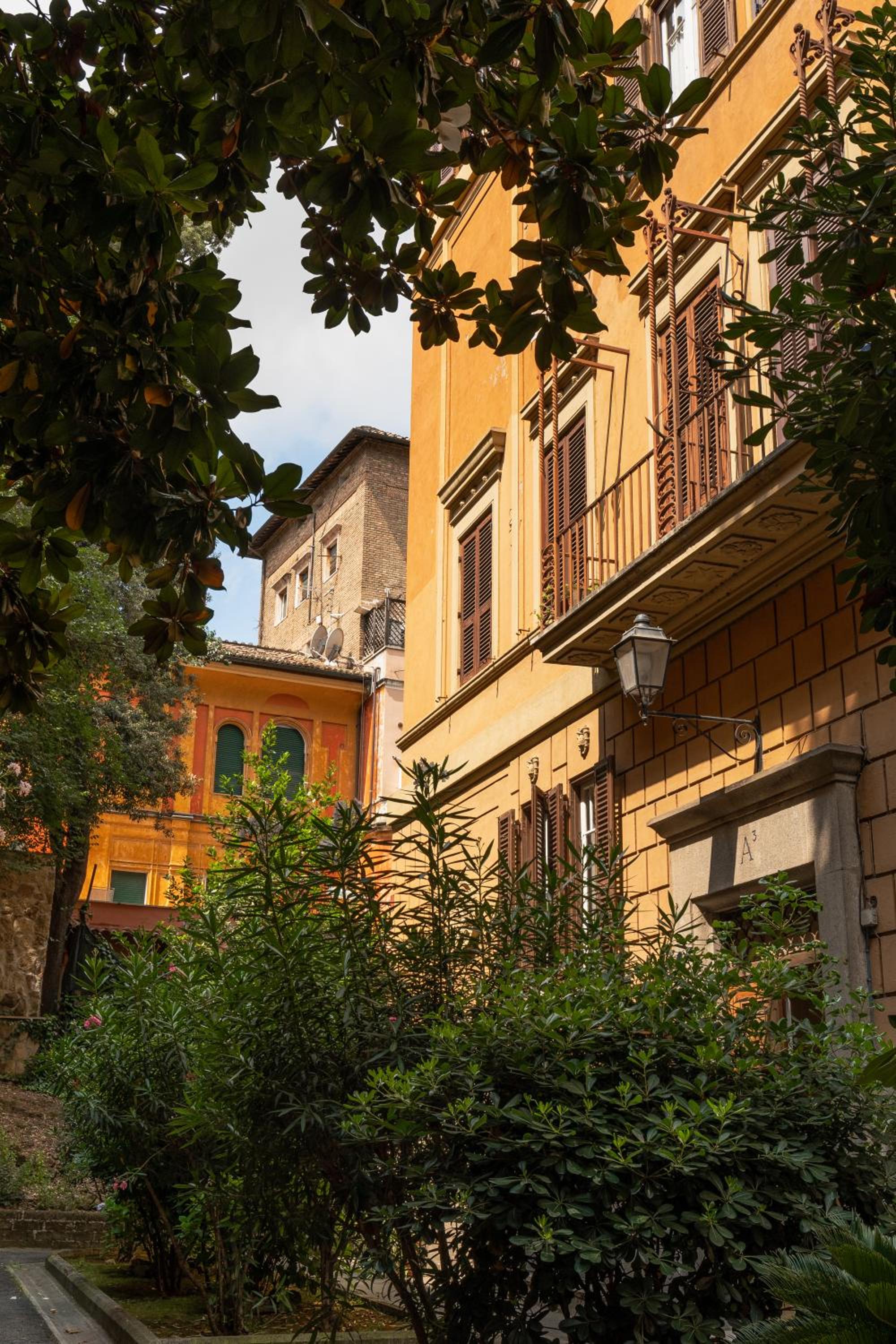 Borghese Magnolia Suite