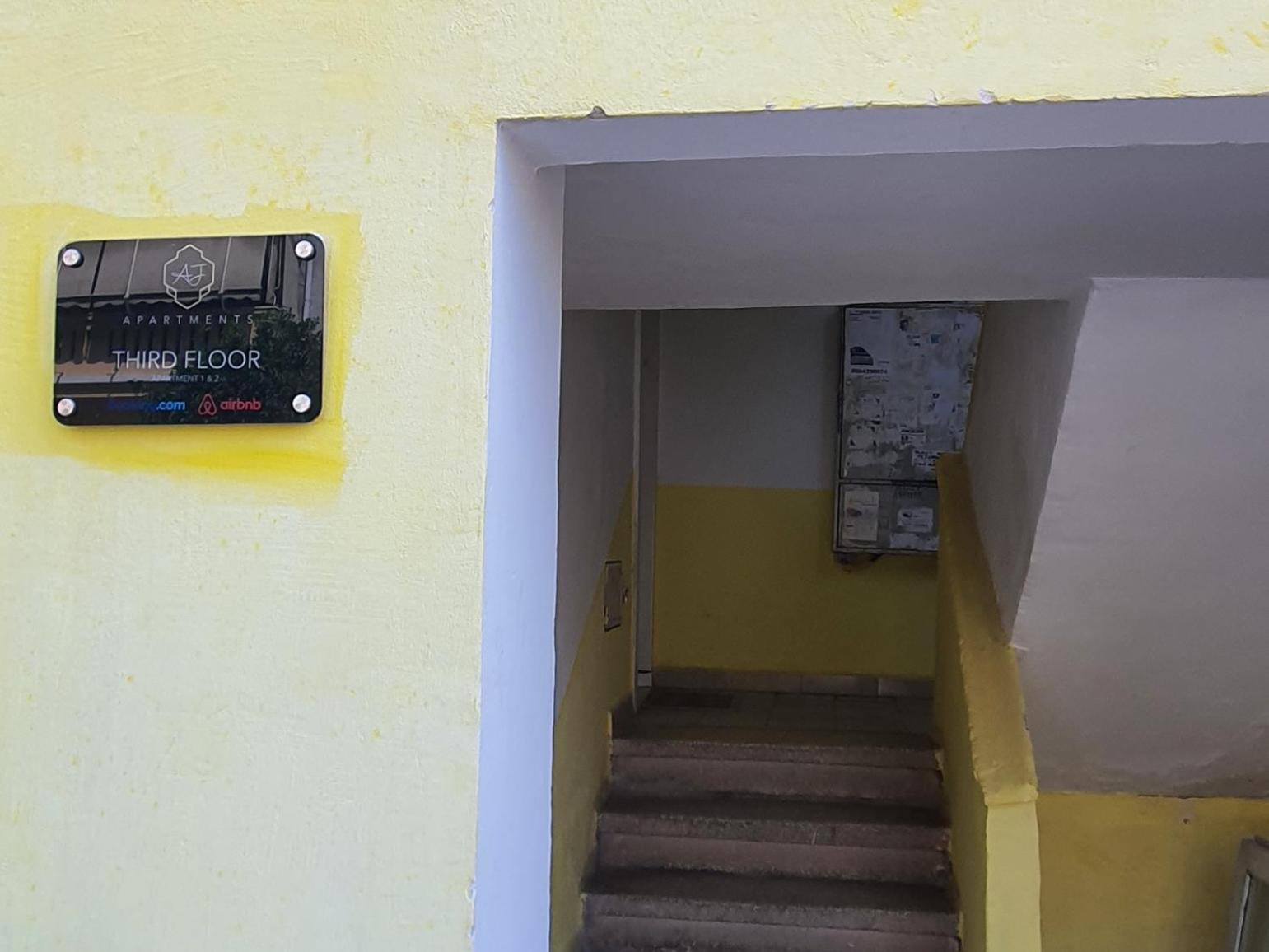 Center Apartment Tirana photo 2