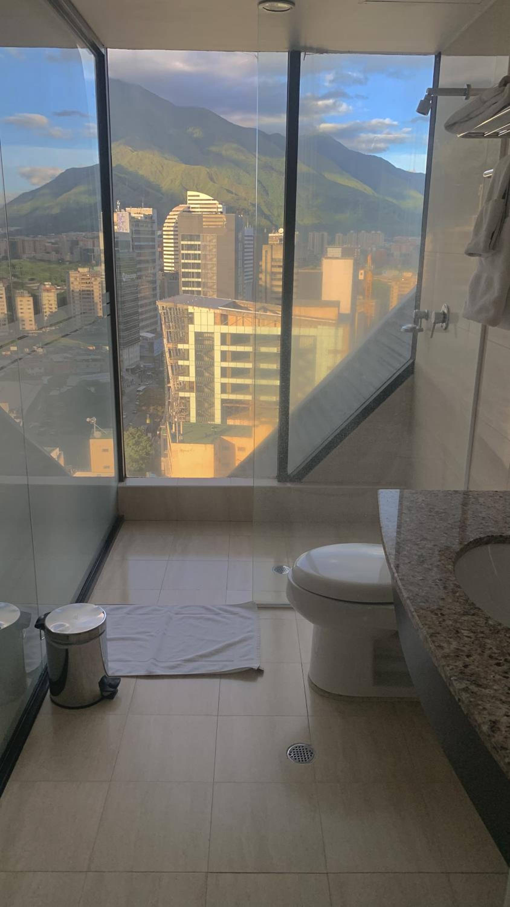 Caracas Vacations - HOTEL CHACAO SUITES - Property Image 23