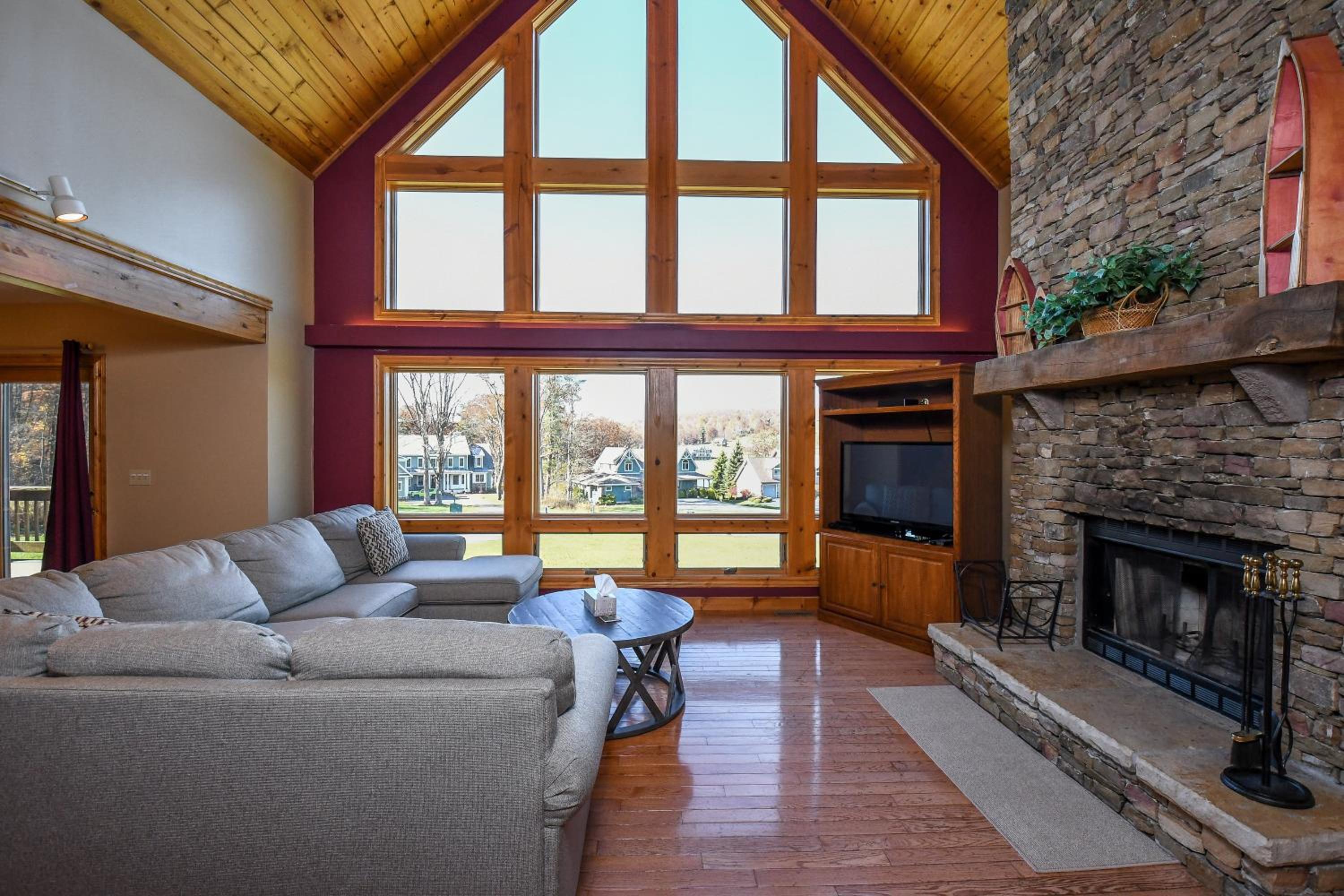 Moonrise Retreat view 4