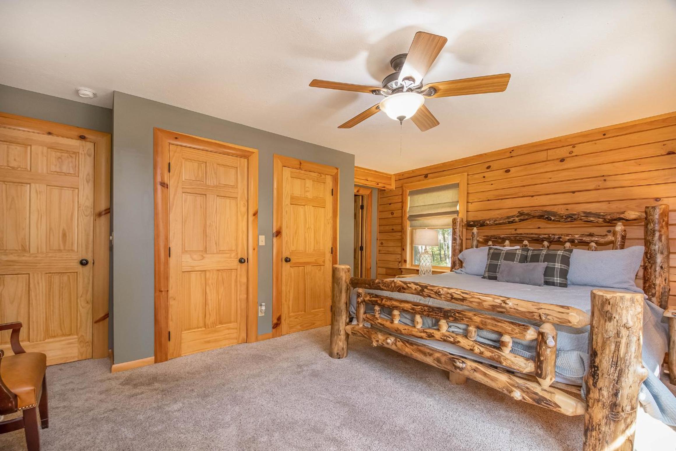 Log Me Inn view 5
