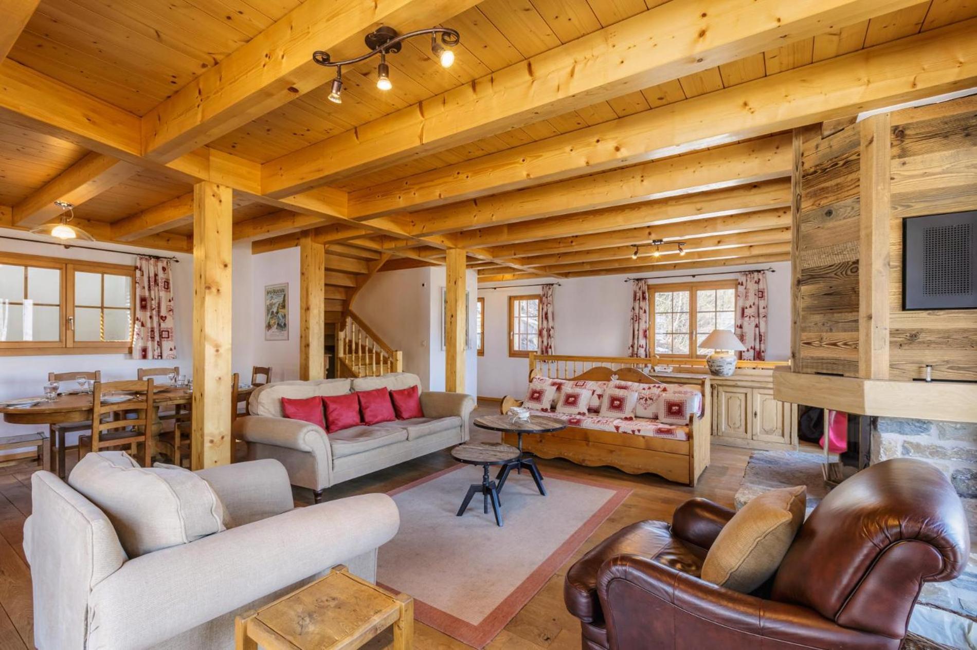 Chalet Coucou Luxury 10 pax Chalet with incredible views and garage