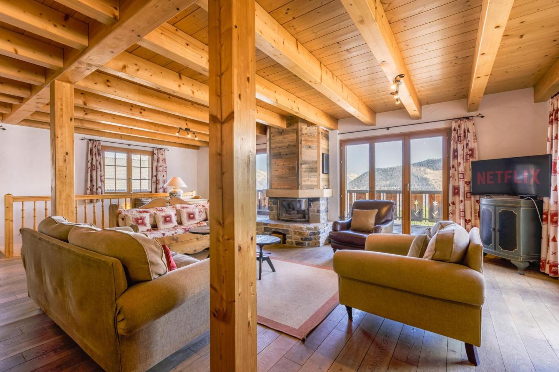 Chalet Coucou Luxury 10 pax Chalet with incredible views and garage