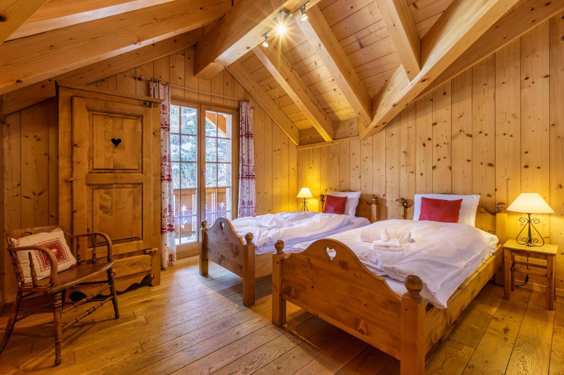 Chalet Coucou Luxury 10 pax Chalet with incredible views and garage