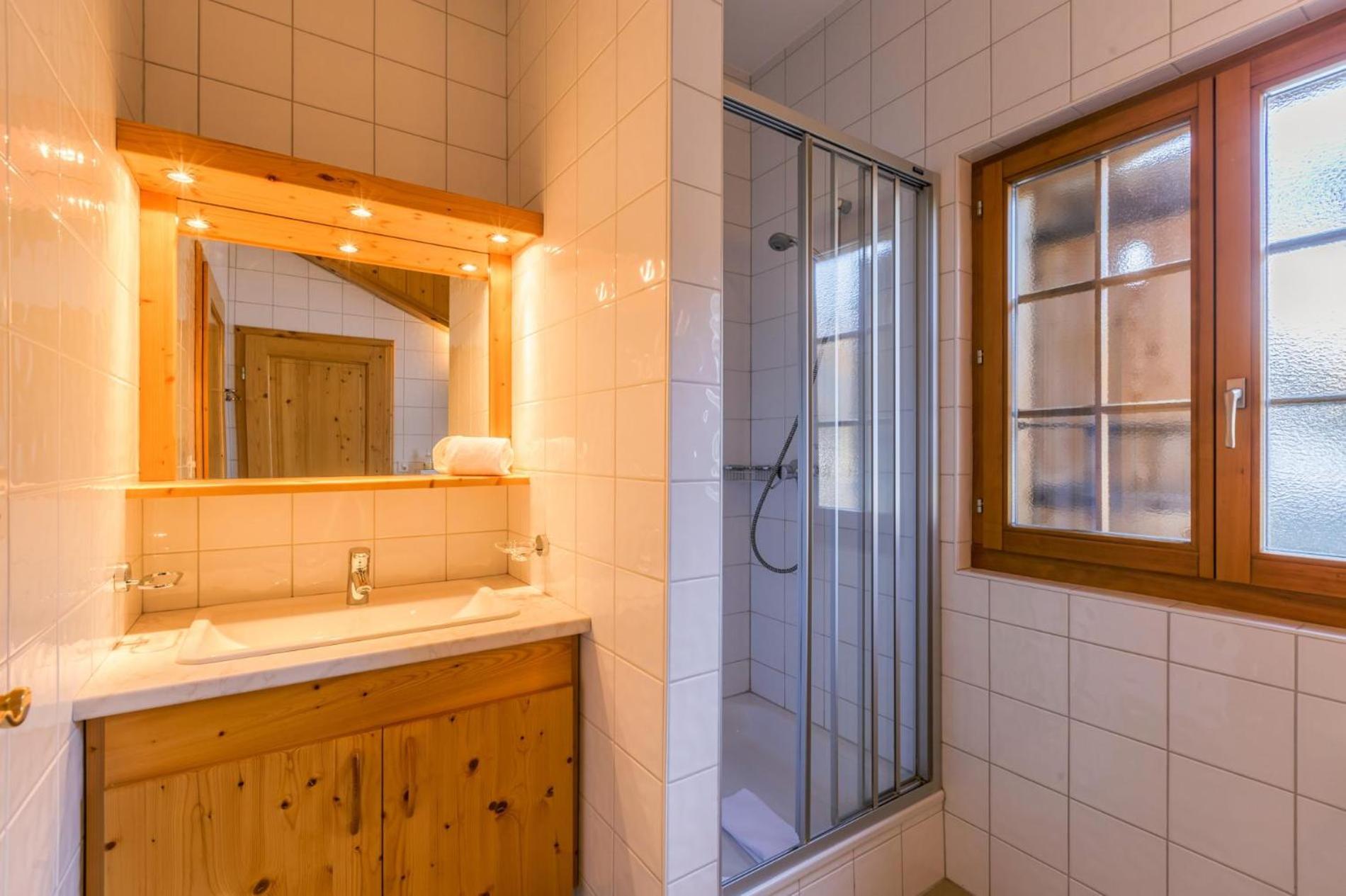 Chalet Coucou Luxury 10 pax Chalet with incredible views and garage
