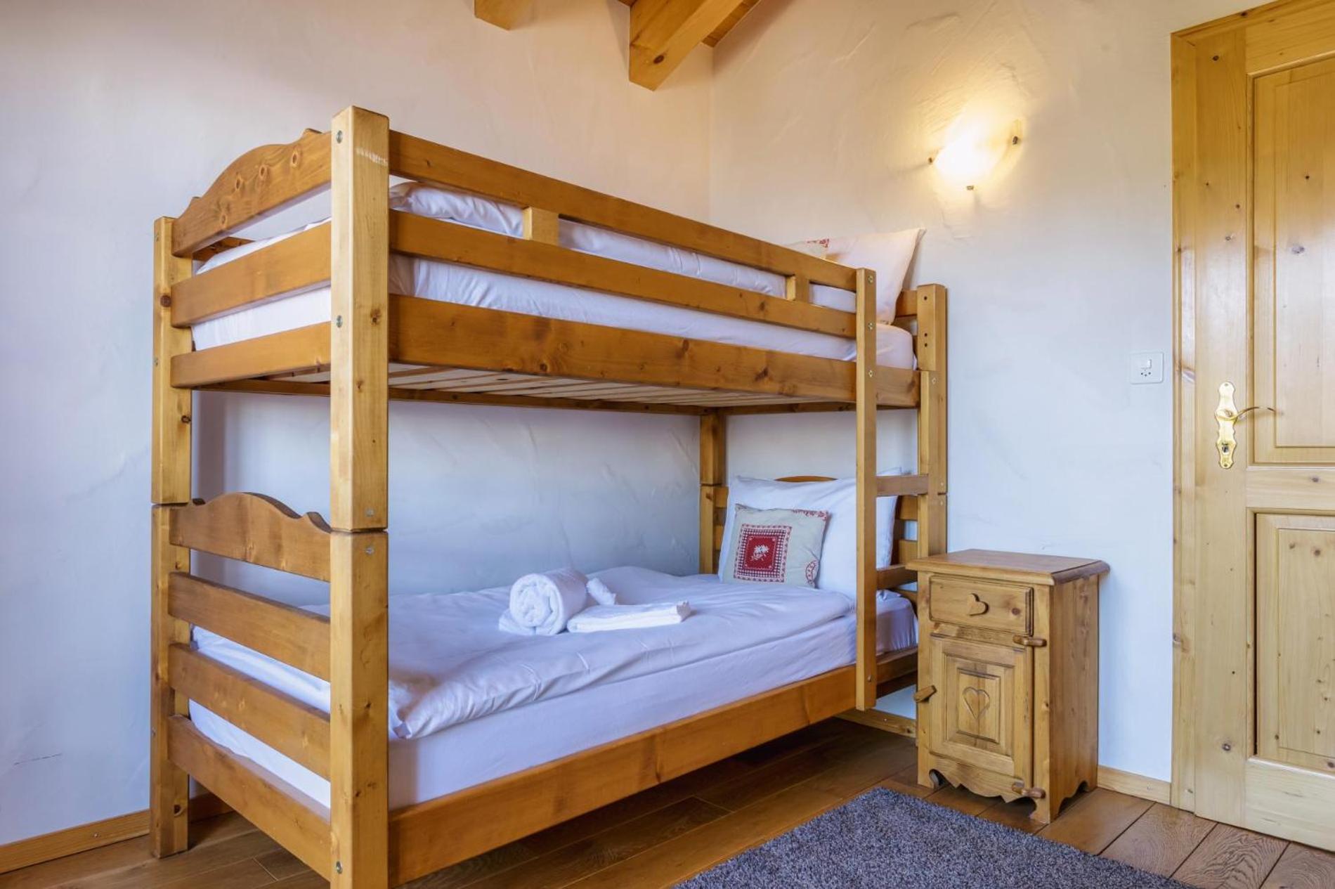 Chalet Coucou Luxury 10 pax Chalet with incredible views and garage