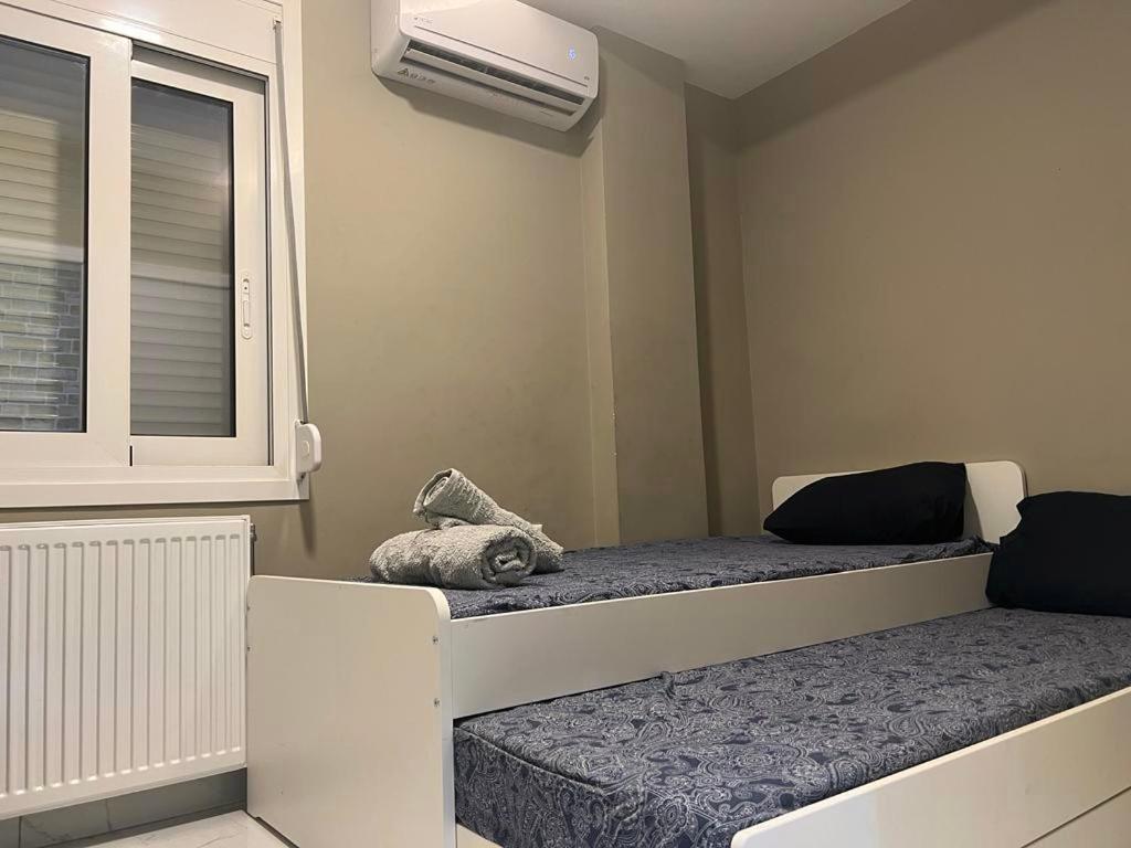 Luxury apartment near Piraeus port view 5