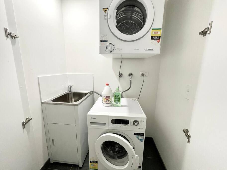 SkyPark Oasis Retreat 2Br@ close to Olympicpark