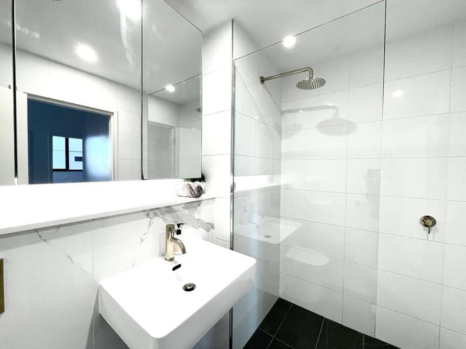 SkyPark Oasis Retreat 2Br@ close to Olympicpark
