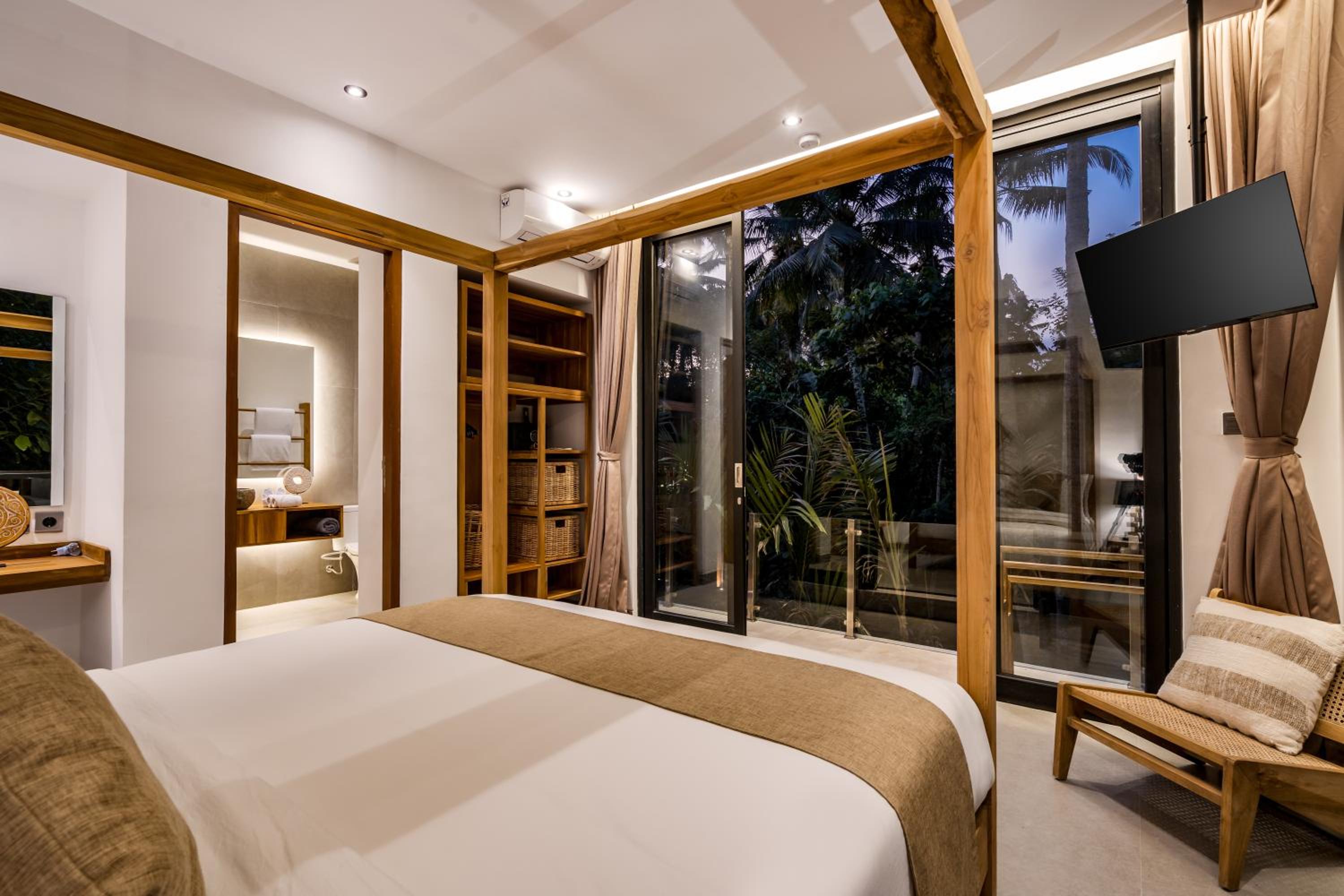 Villa Louise & Hanna by BaliSuperHost