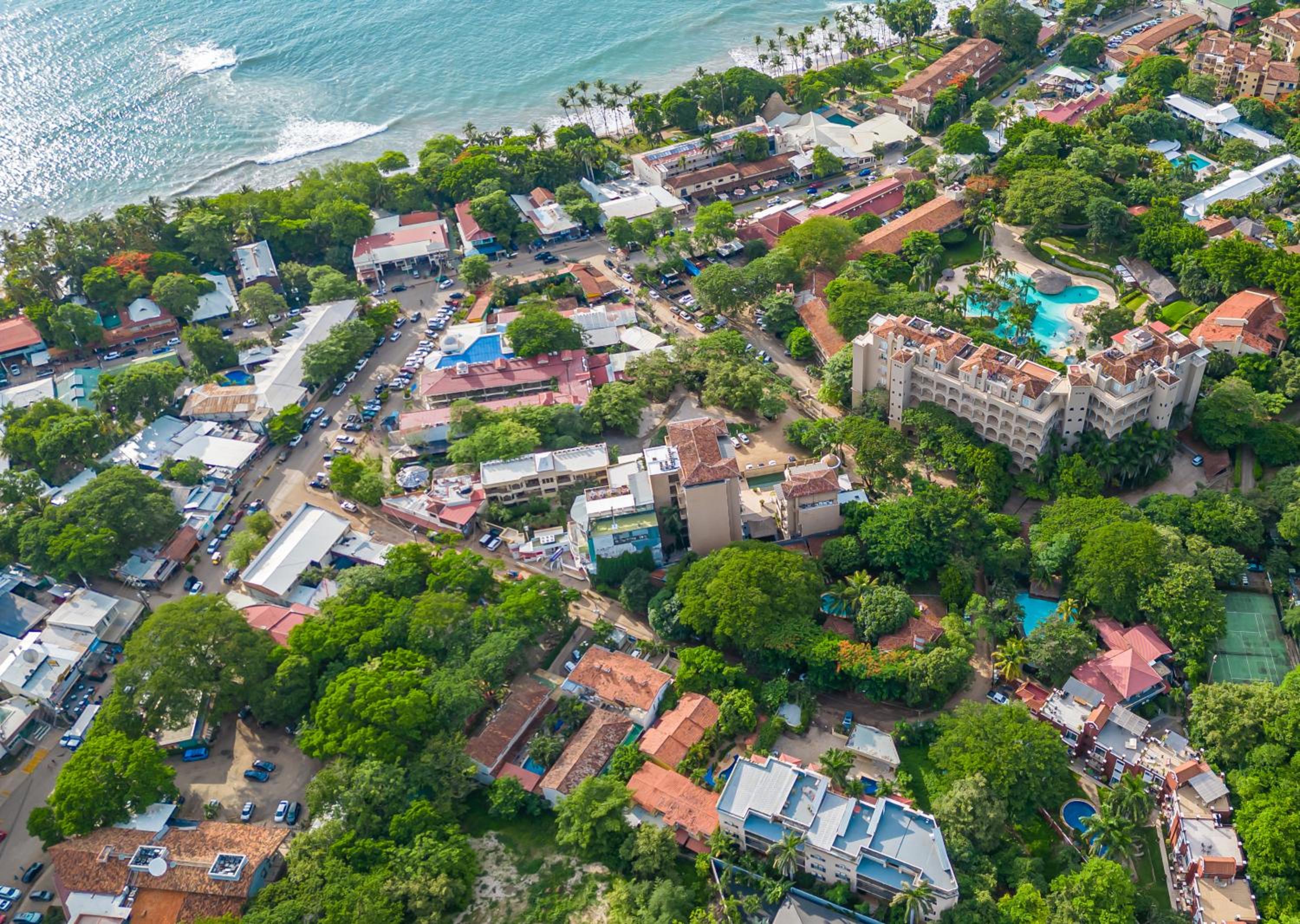 Tamarindo Gem: 1BR Apt in Heart!