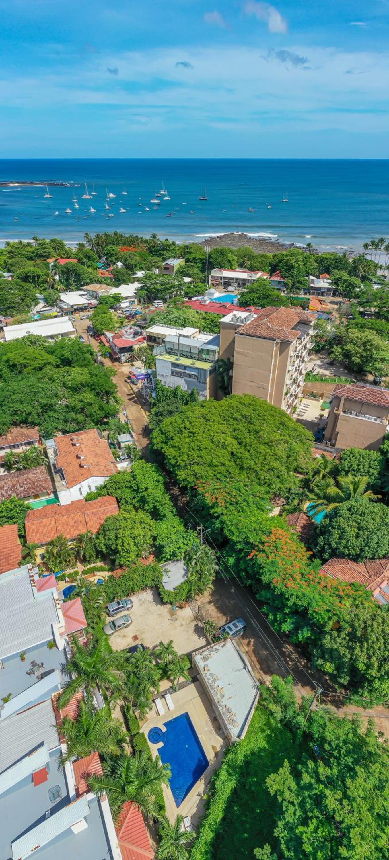 Tamarindo Gem: 1BR Apt in Heart!