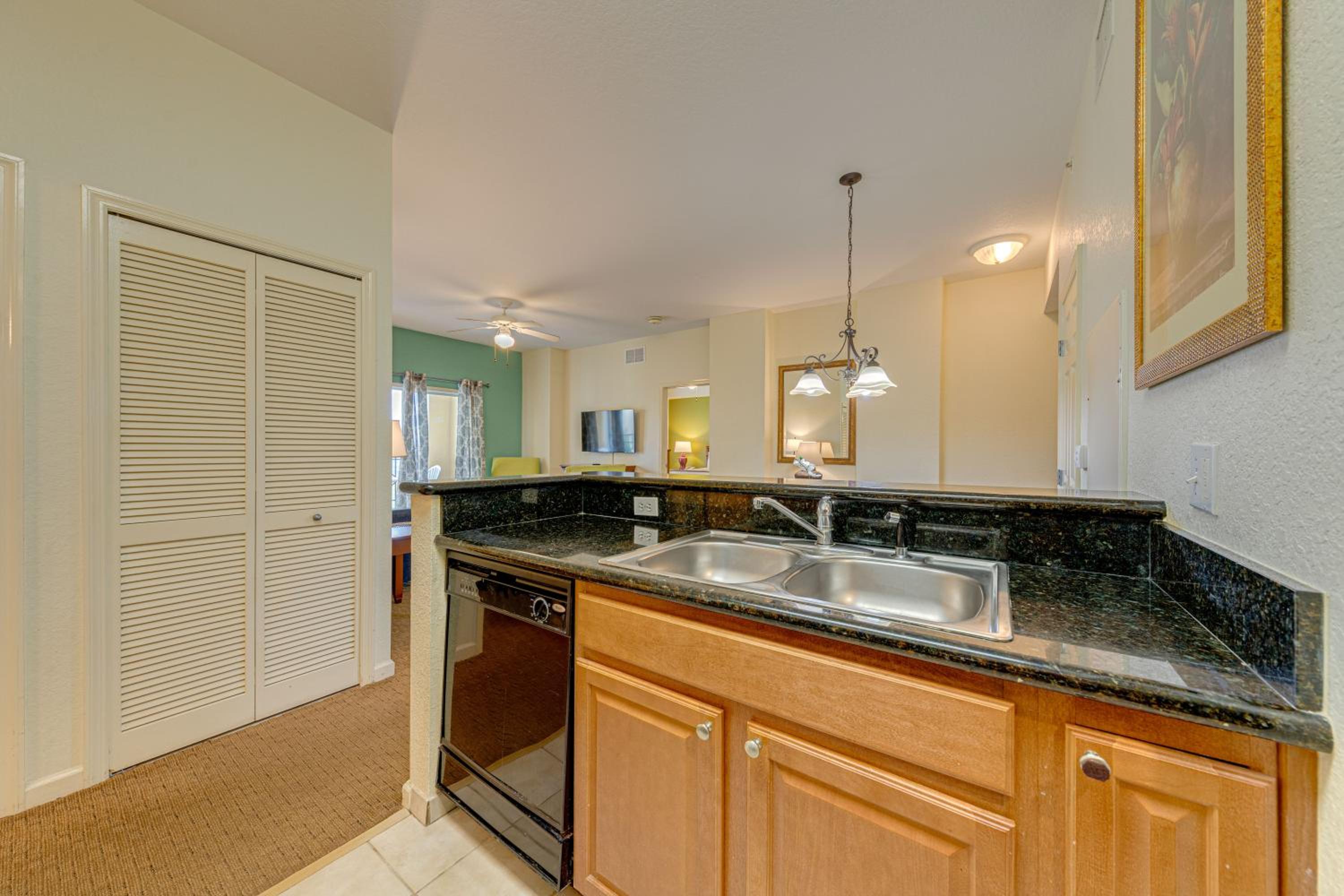 Elegant Condo Retreat Near Disney