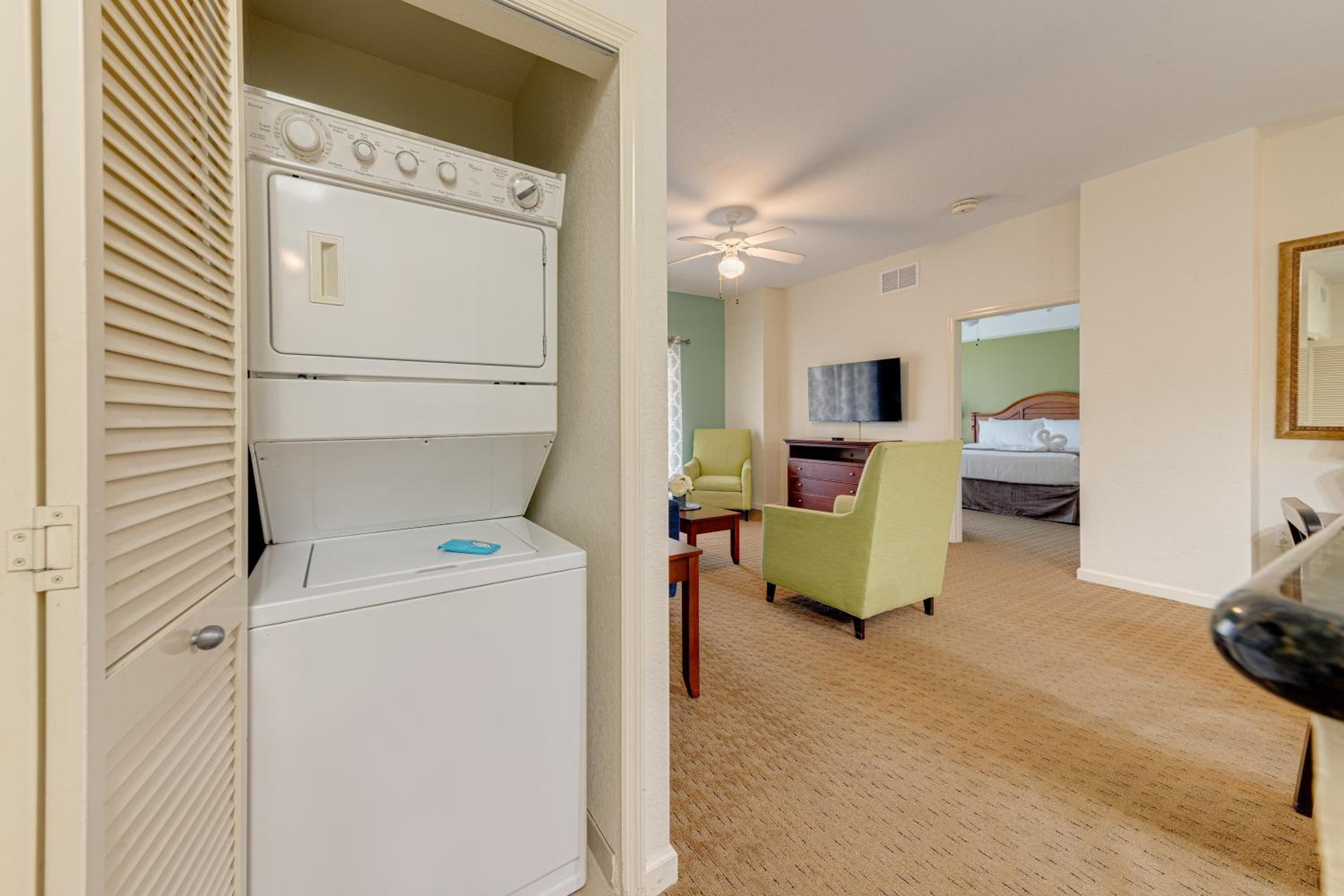 Elegant Condo Retreat Near Disney