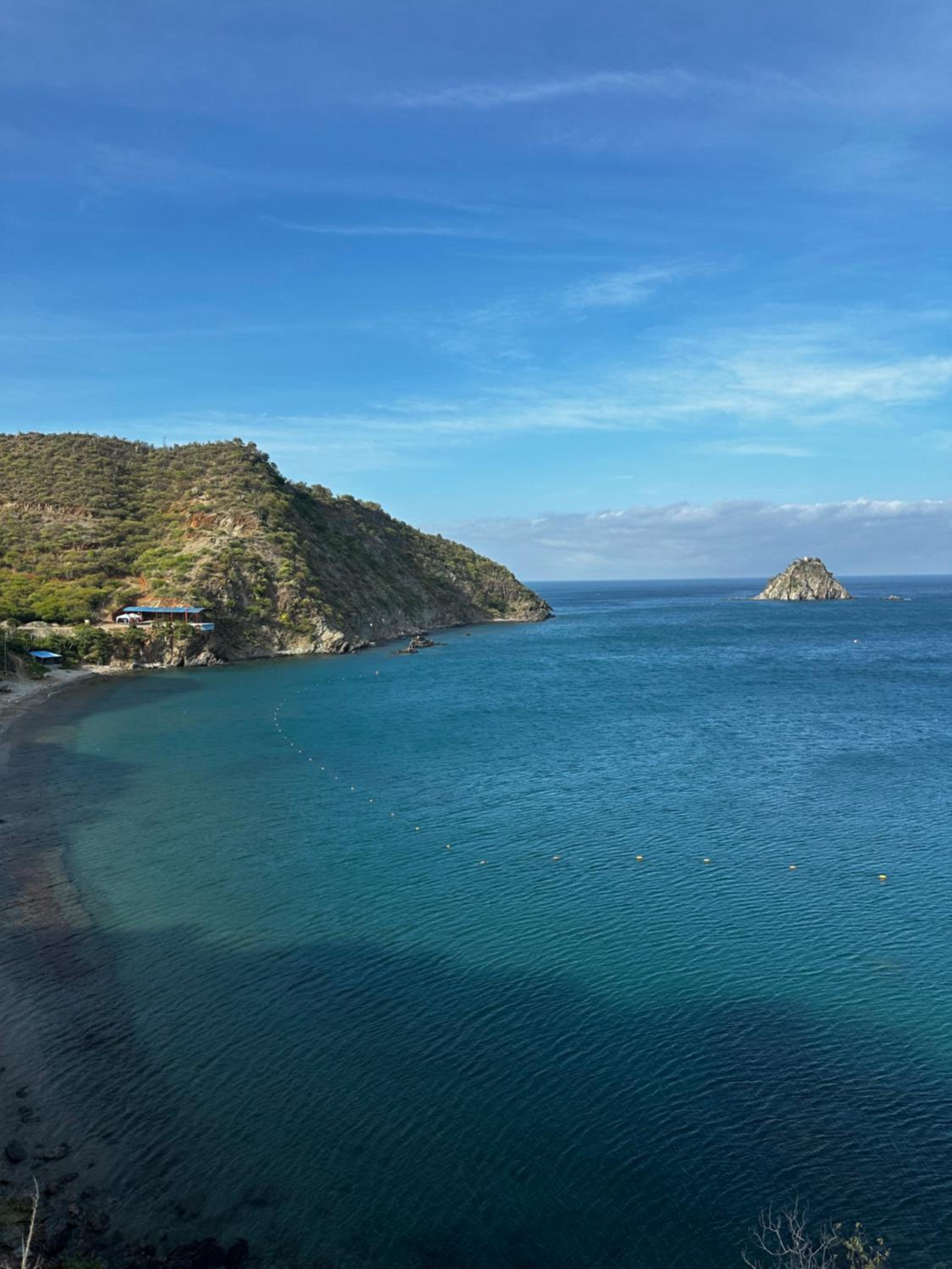 Espectacular apto cerca a la playa