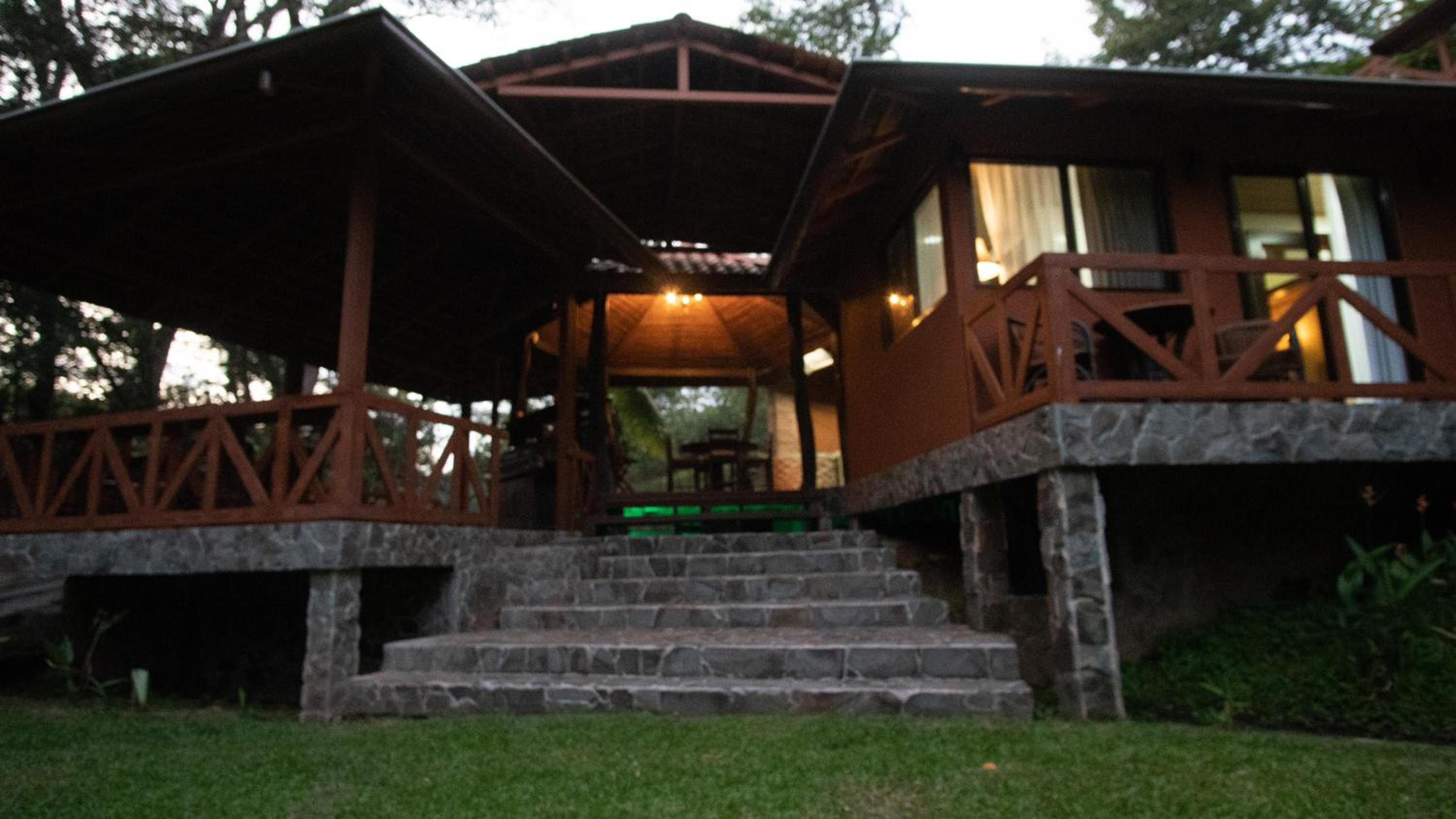 Hotel Poza Blanca Lodge