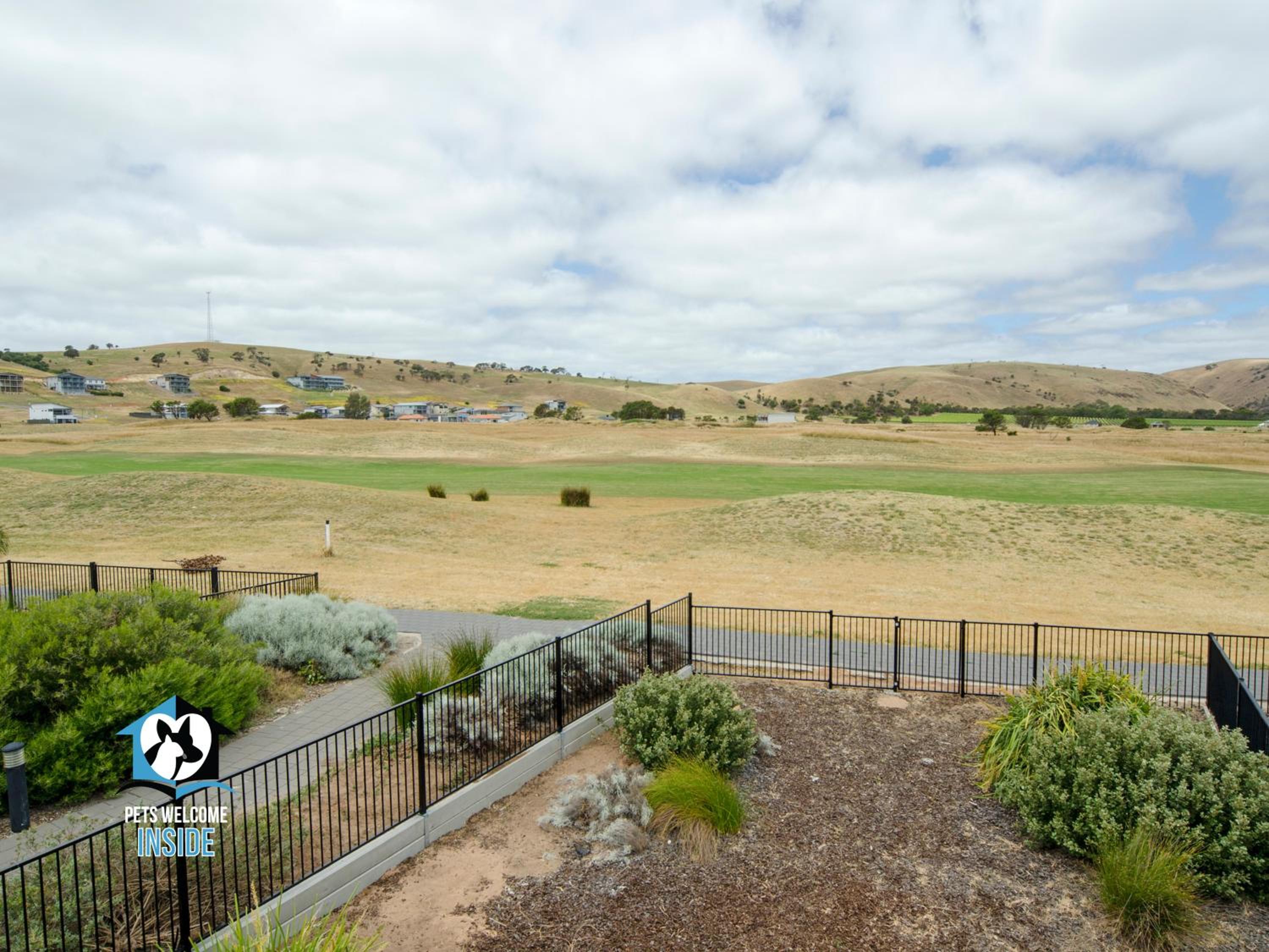 Contemporary Golf Course Frontage 3BR
