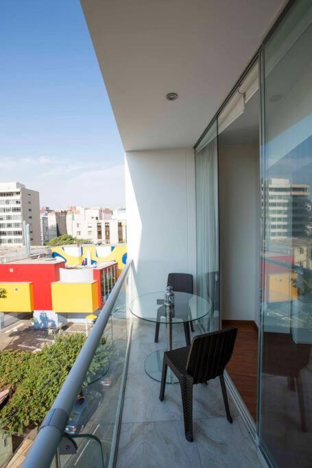 MLA apartments - Larcomar