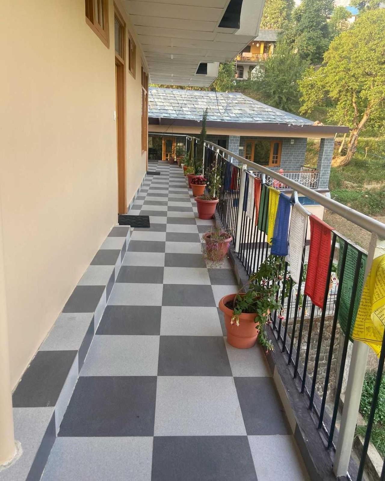 OYO Home Sunny Home Stay view 2