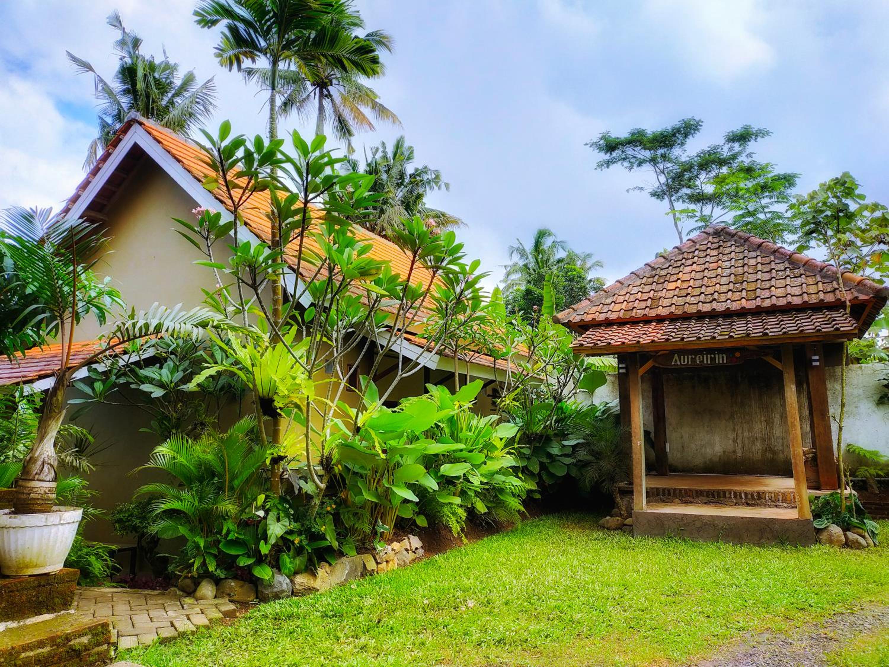 AUREIRIN Guesthouse