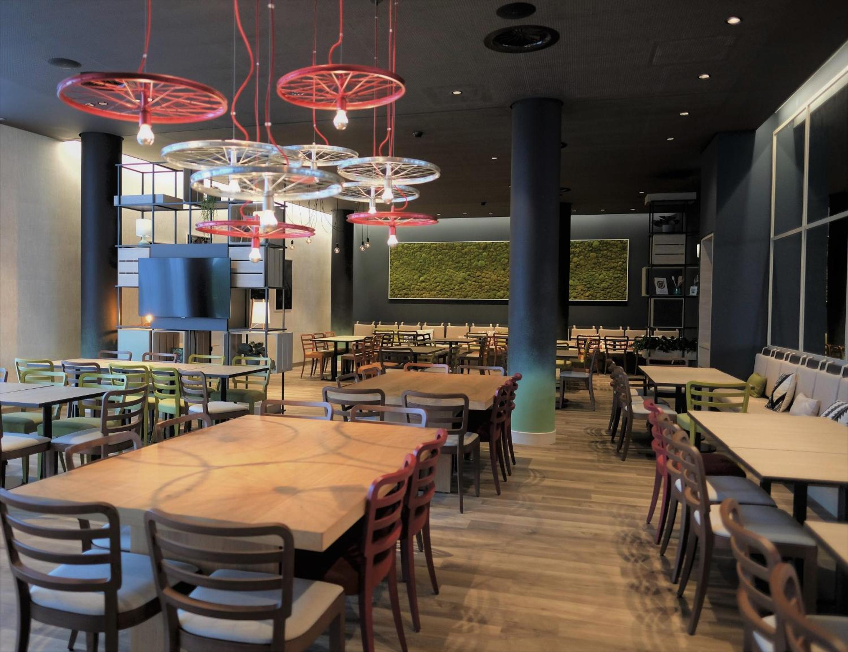 Hoofddorp Vacations - IntercityHotel Amsterdam Airport - Property Image 8