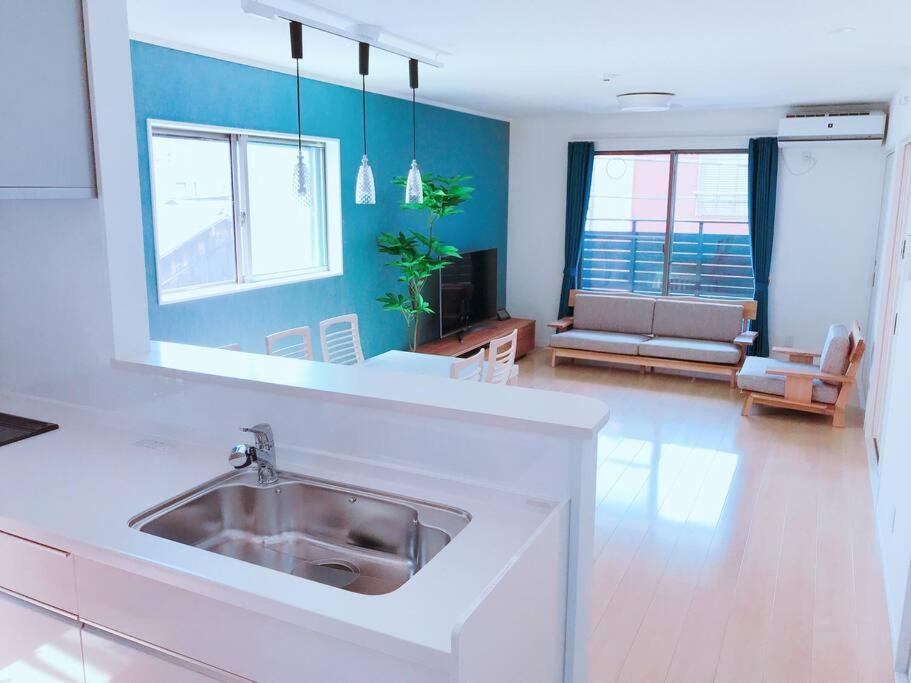 Spacious 120m2/4 Bedrooms/2 toilets/Free parking
