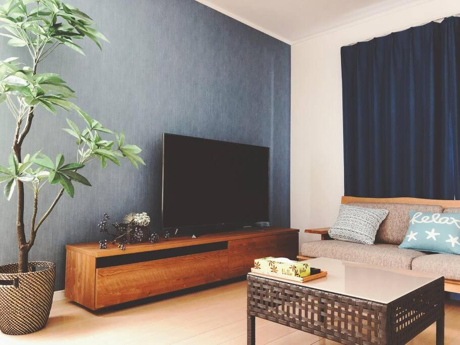 Spacious 120m2/4 Bedrooms/2 toilets/Free parking