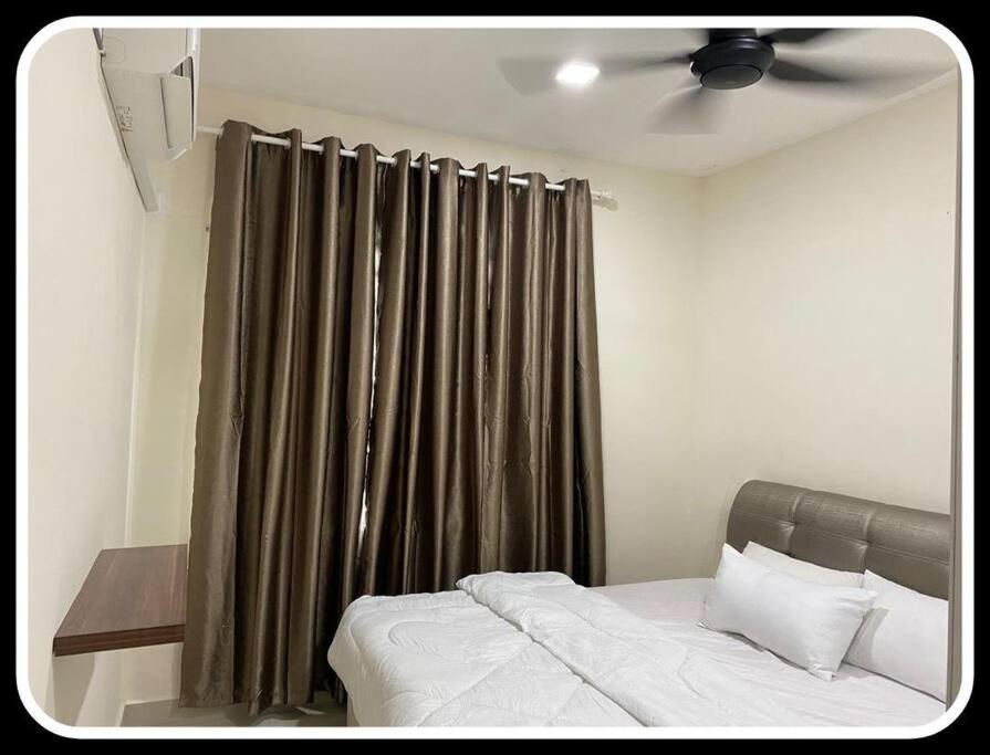 Shazz Homestay by Paradigma photo 8