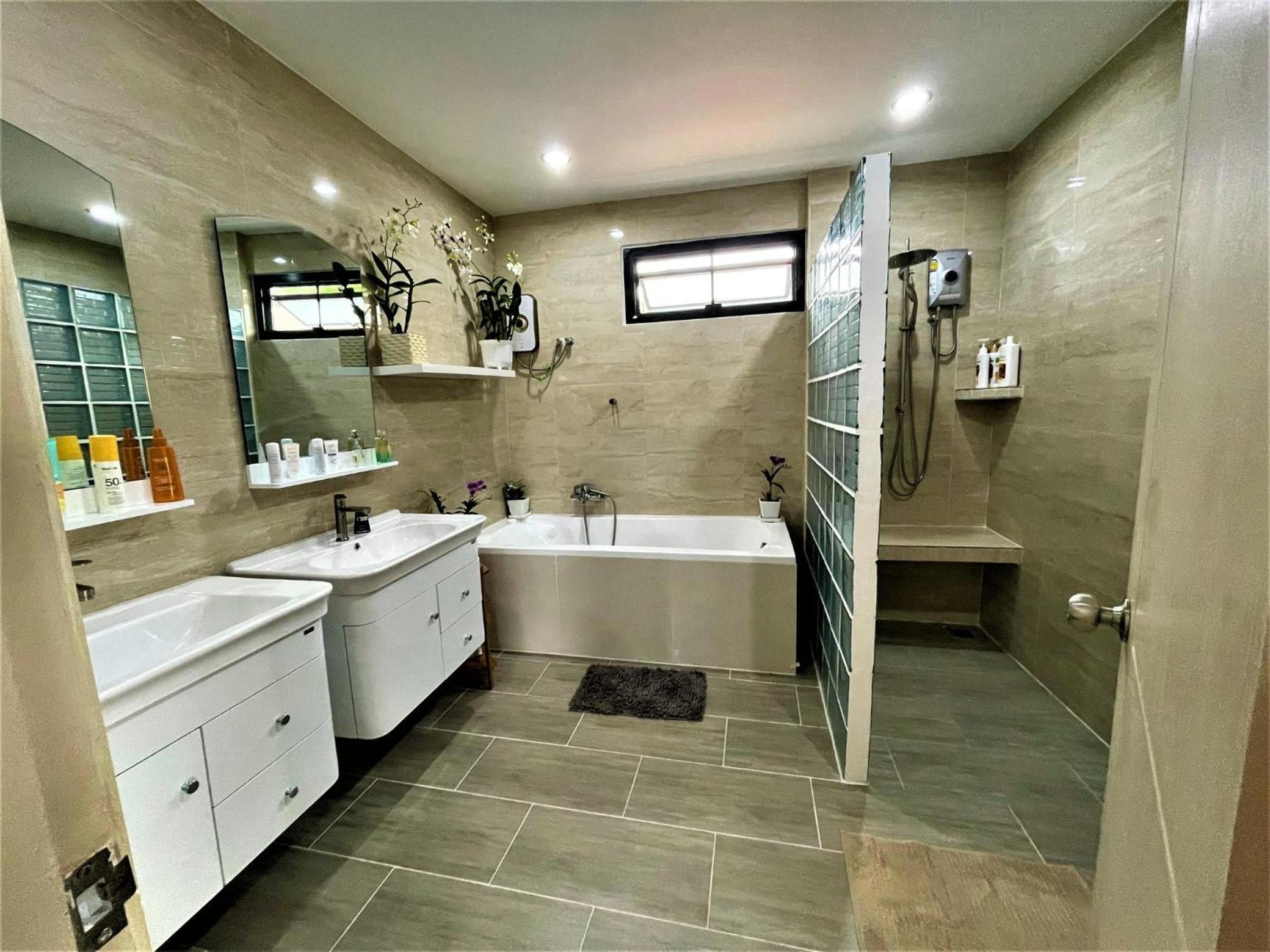 Kamala - 2 BR Pool View Apartment