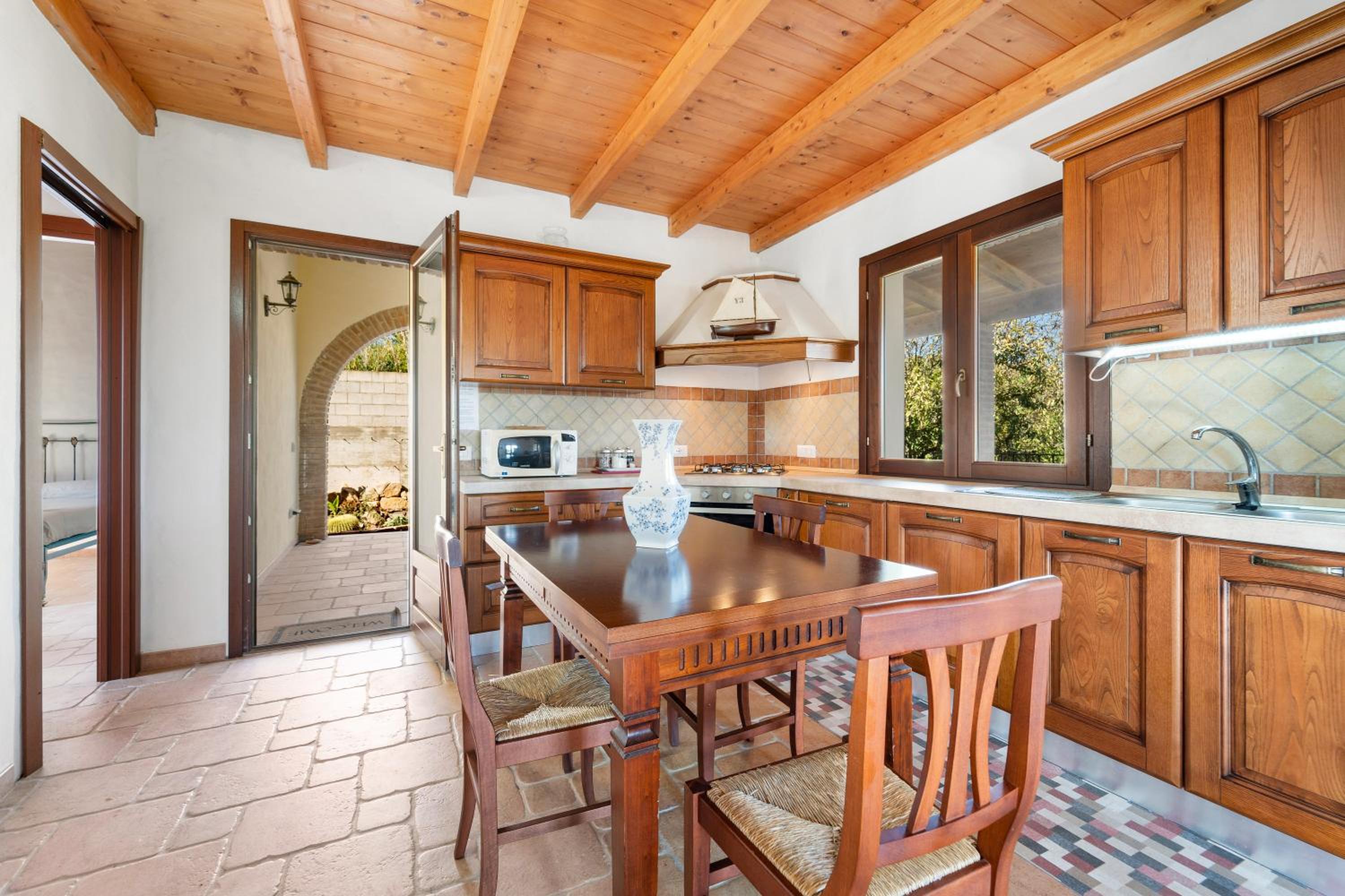 Villa Is Sorrisi view 5