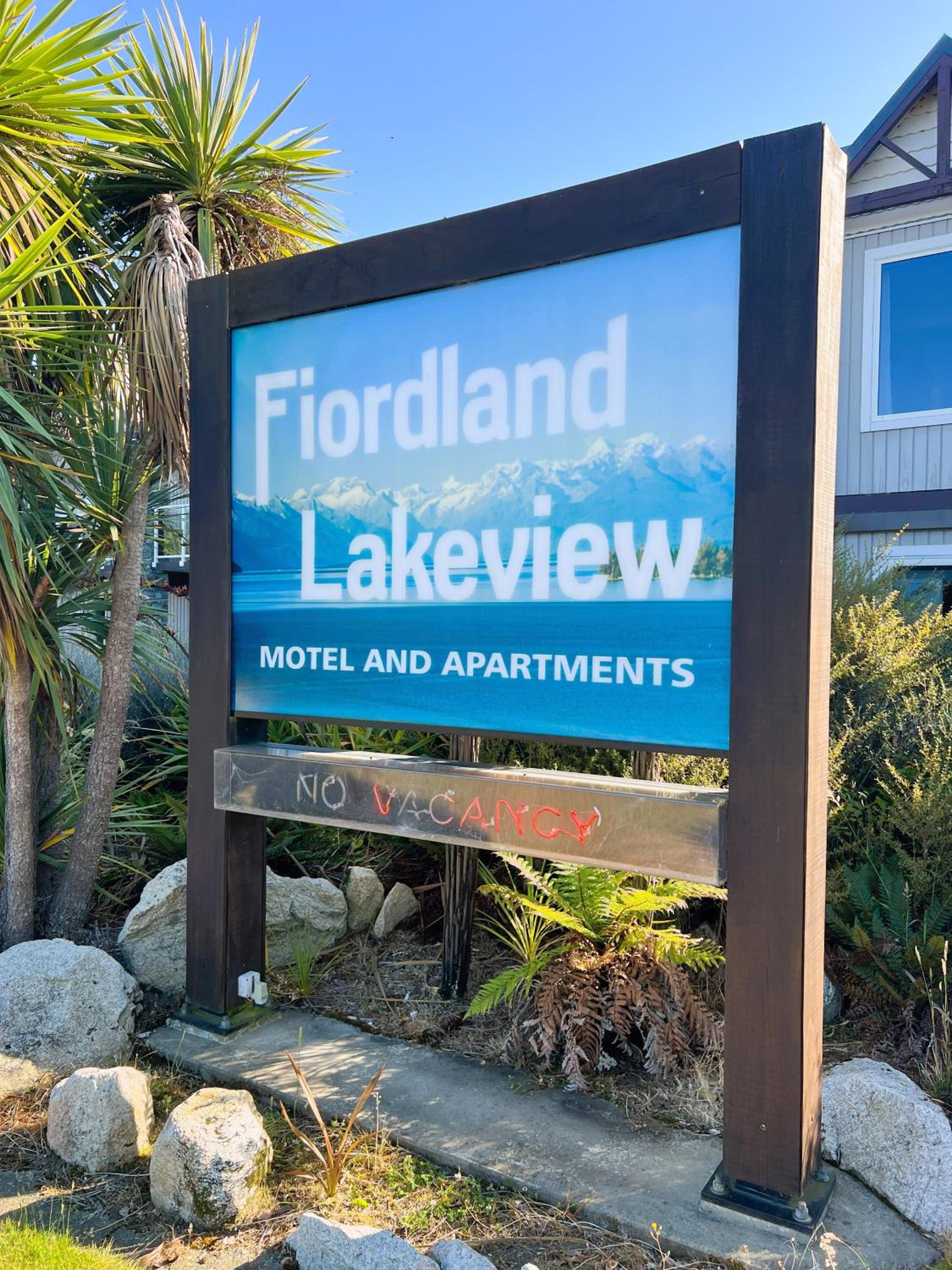 Fiordland Lakeview Motel and Apartments — photo 78