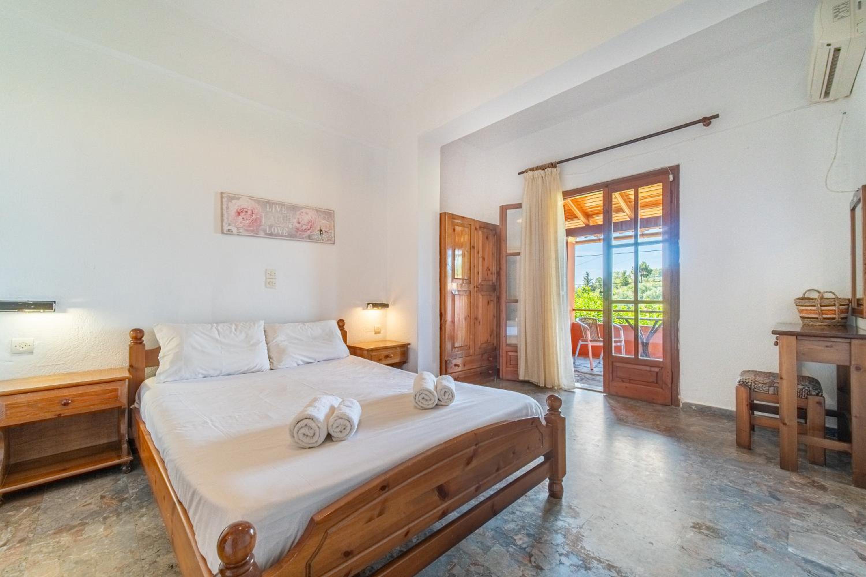 Arianna Studio Ground Floor 6 photo 3