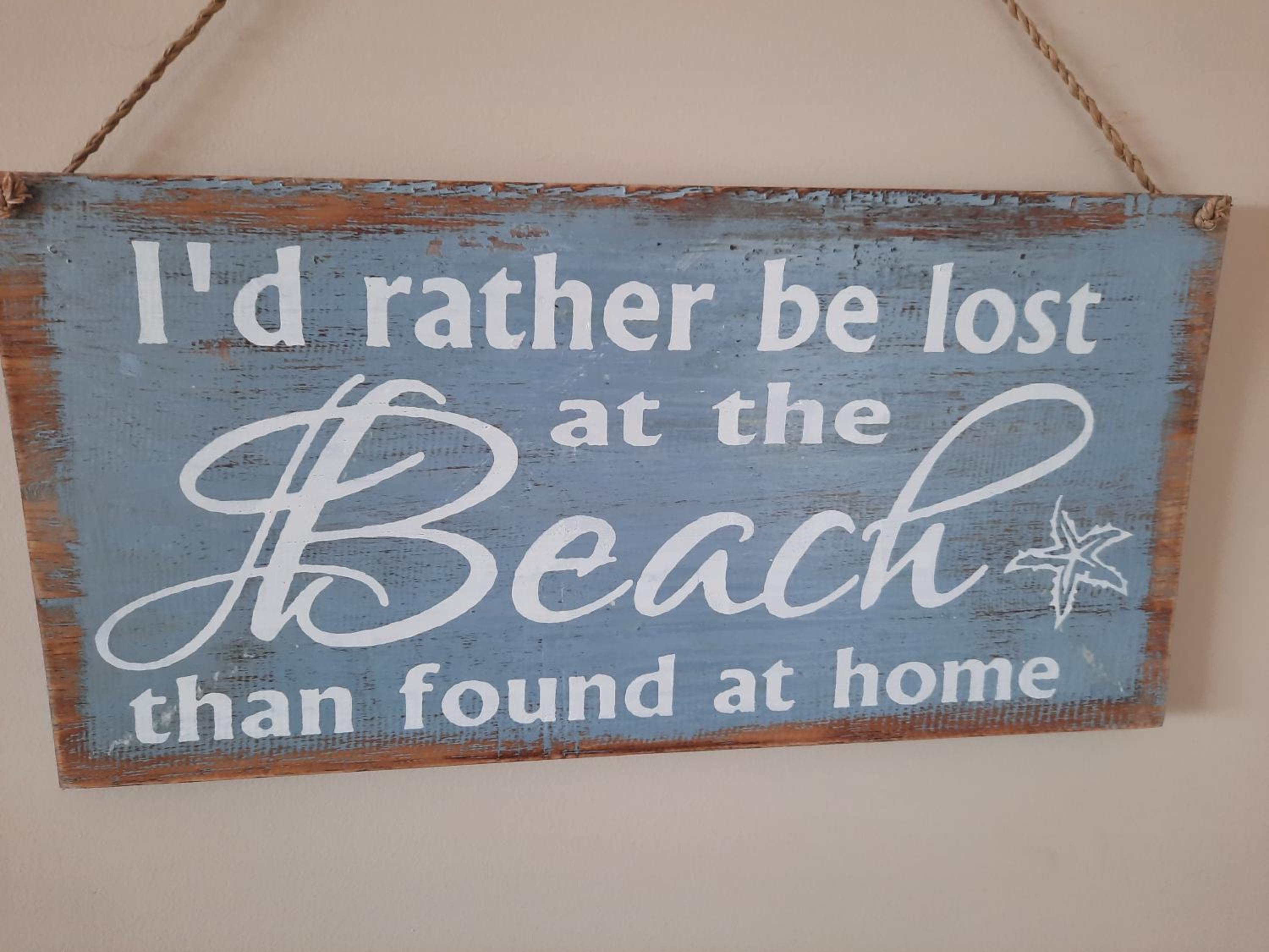 Large Apartment with sunsets, sea views, free parking, laundry, wifi and netflix