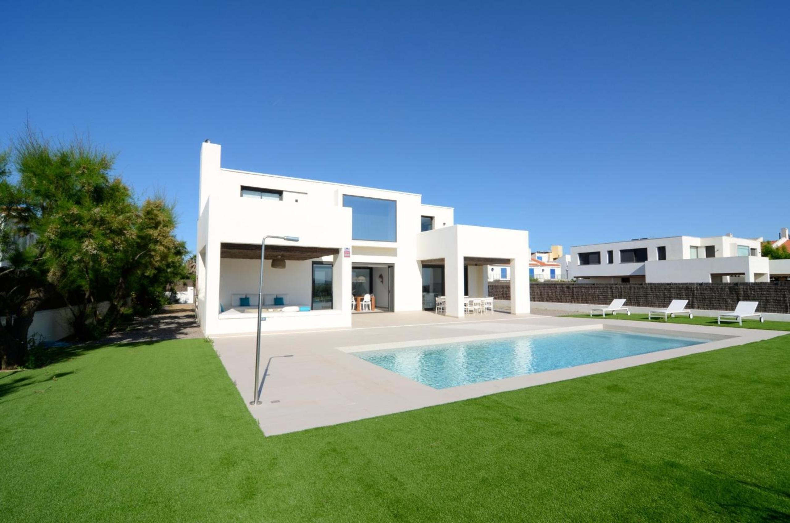 VILLA PINELL