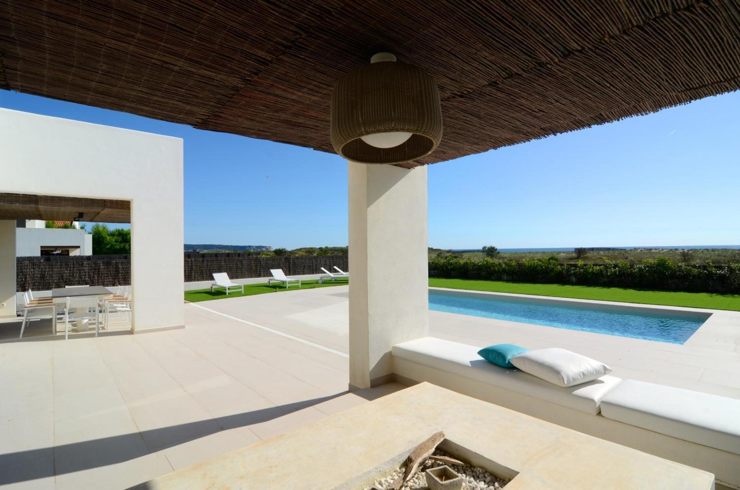 VILLA PINELL