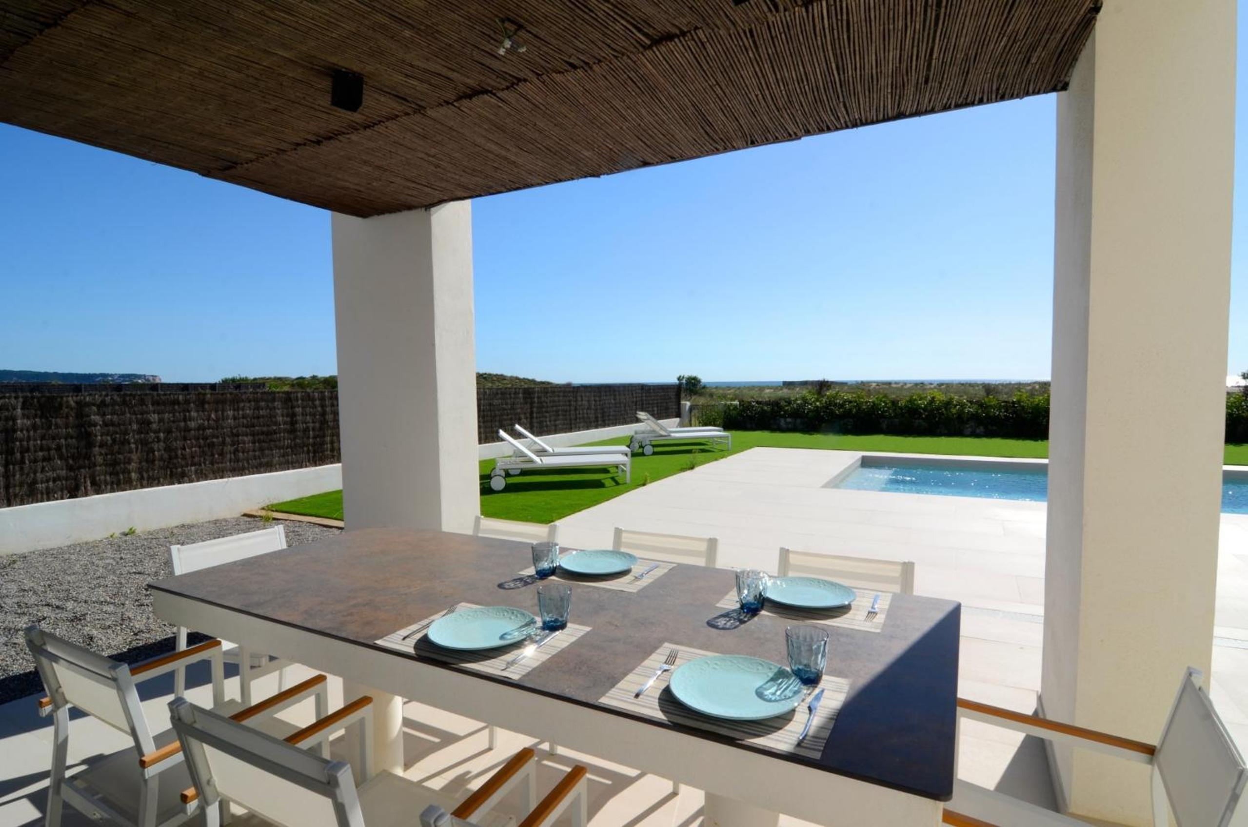VILLA PINELL