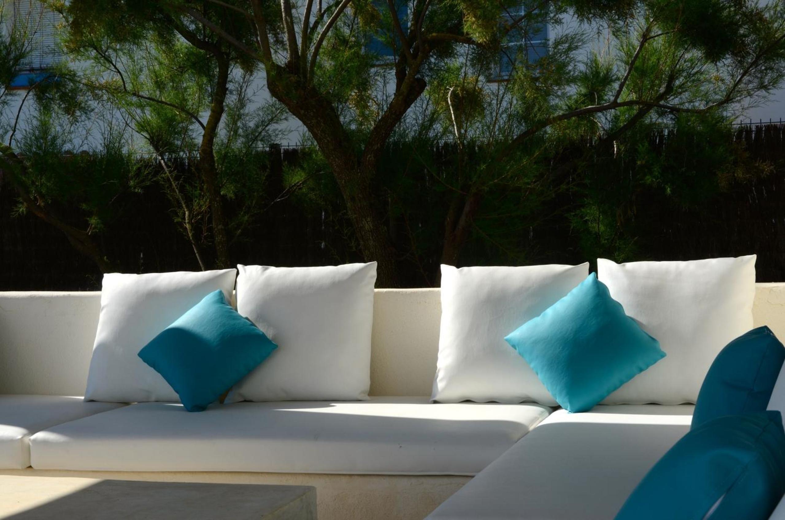VILLA PINELL