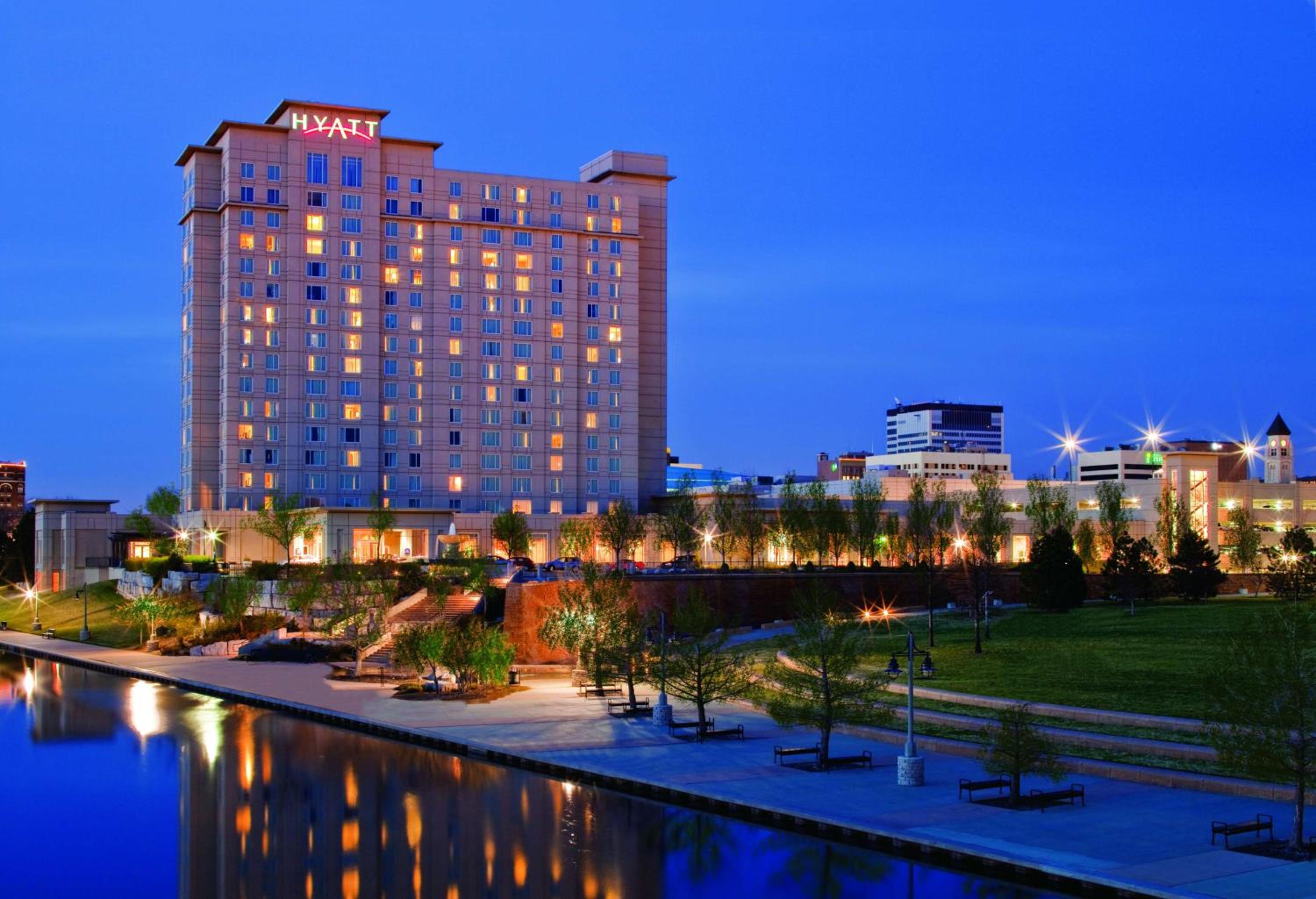 Hotel Hyatt Regency Wichita - Image 1