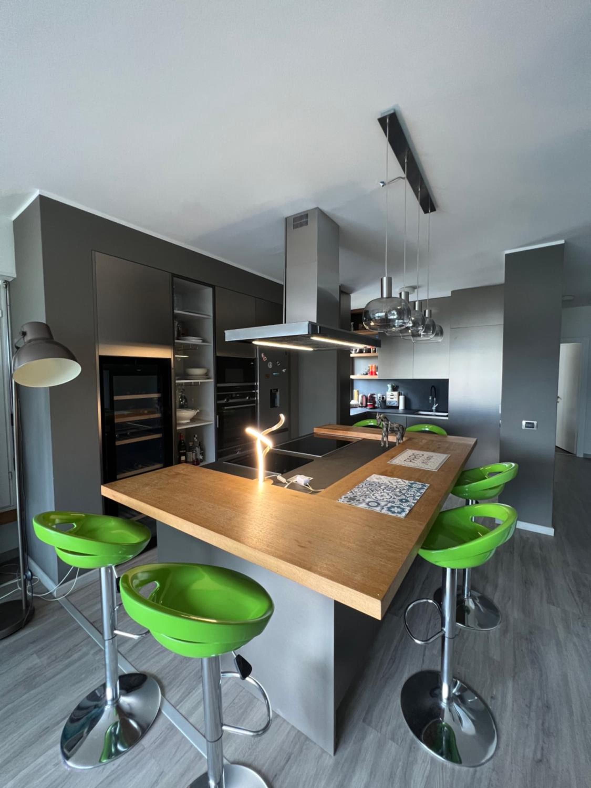 Lugano Lido – Modern and Cozy 2 Bedroom 2 Bathroom Apartment with Top MasterChef Kitchen at the Lugano Lido Touristic and Convention Area.
